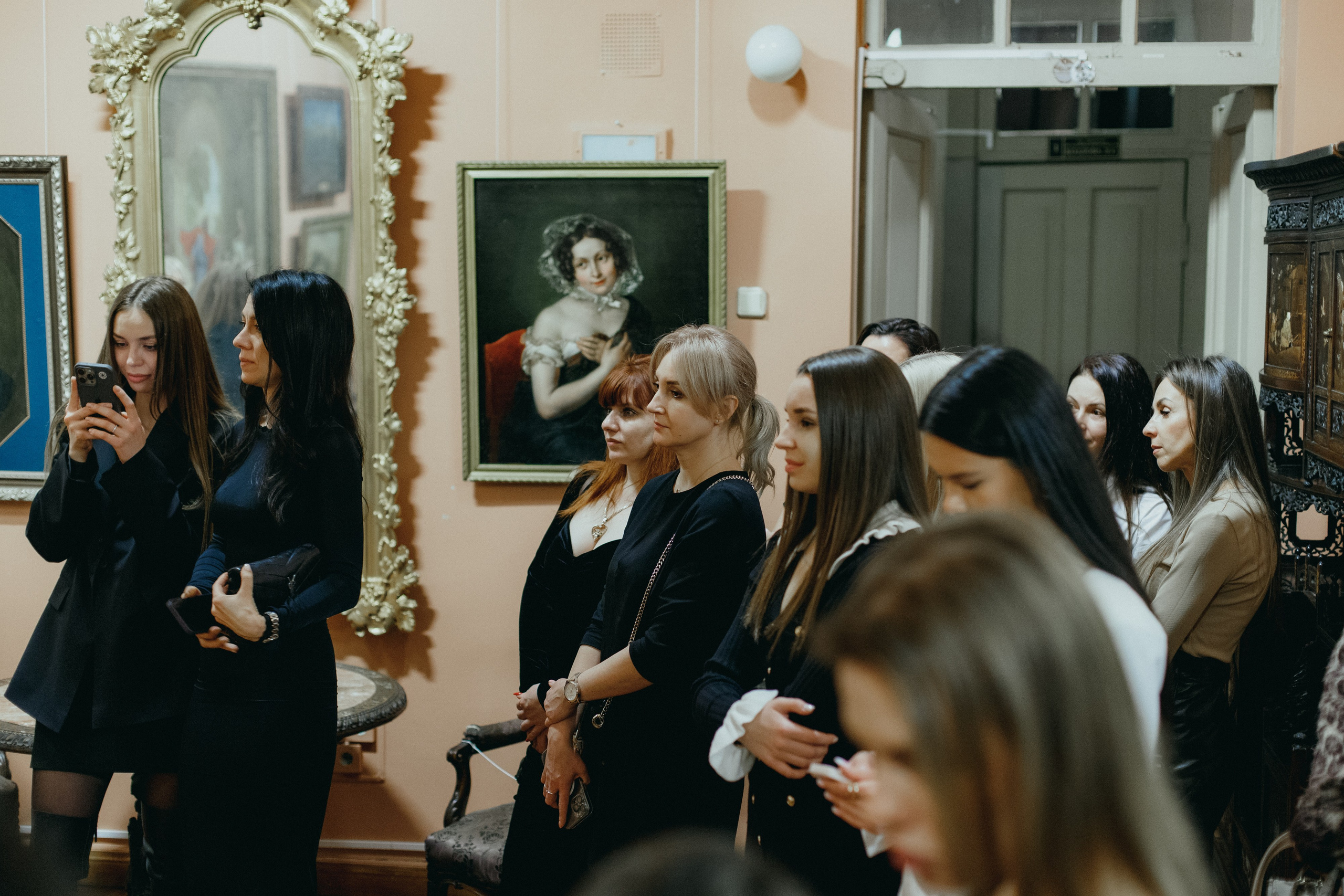 VITRINA BEAUTY — НОТЫ. МУЗЫКАЛЬНЫЙ ВЕЧЕР. СВОИ. ФОТООТЧЕТЫ-СОБЫТИЯ-МЕСТА