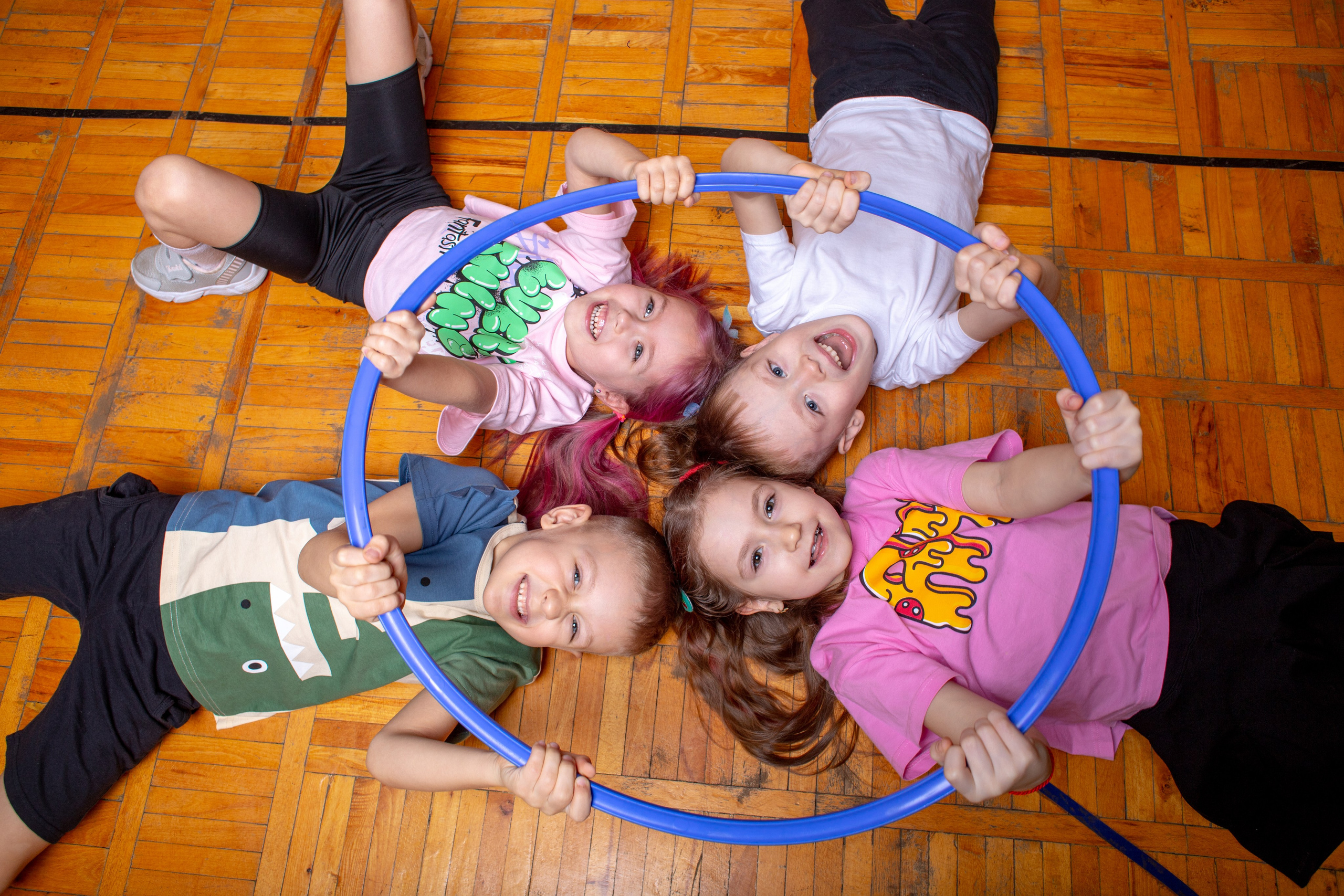 Выпускные альбомы для детского сада. Выпускной альбом в Москве и Домодедово Вышка Школьный фотограф