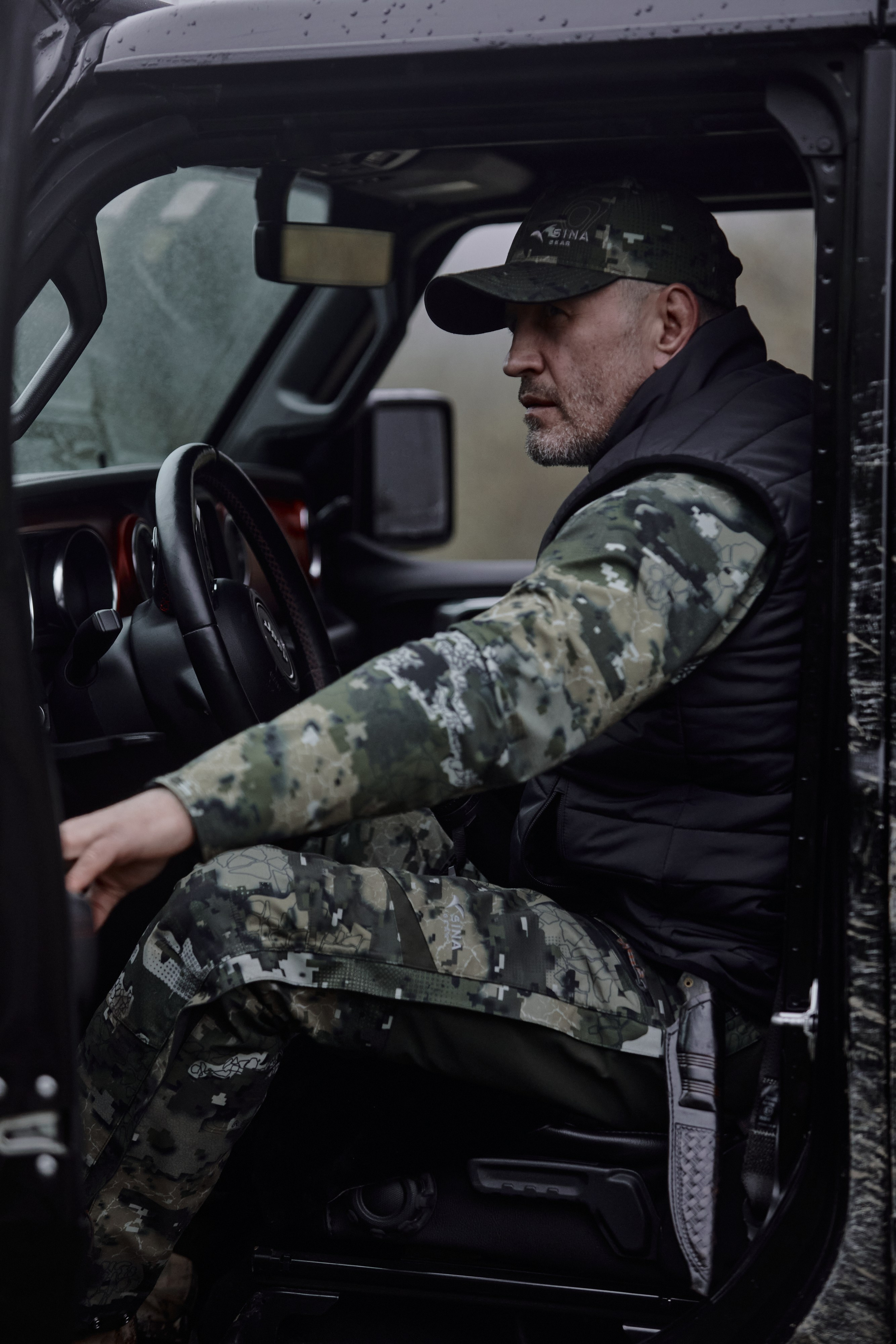 Съемка для бренда охотничьей одежды под ключ. Фотограф Продюсер в горах КБР / Москва Нальчик Горы