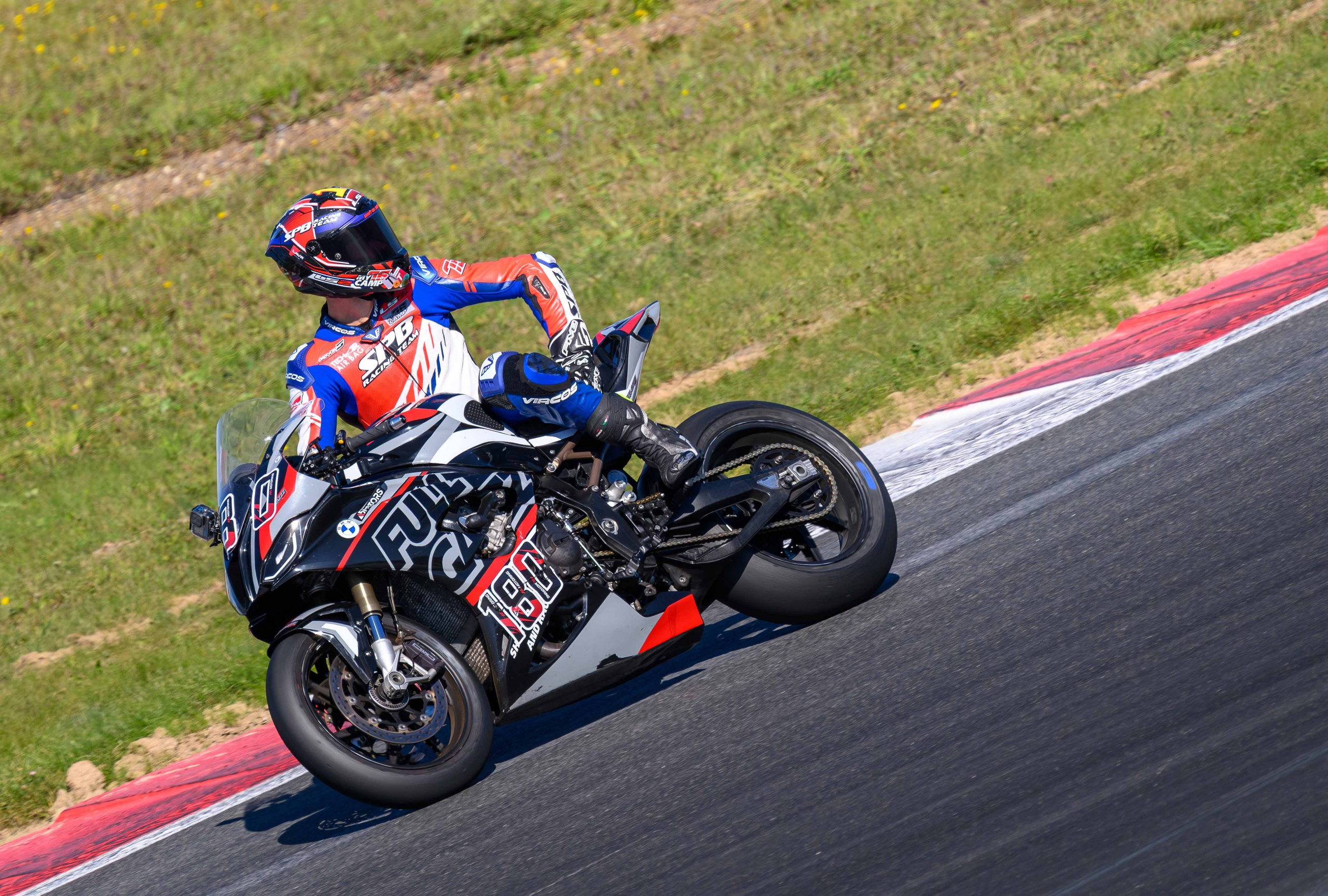 Спортивный и женский фотограф и видеограф в Завидово и Конаково Андрей Герасимов