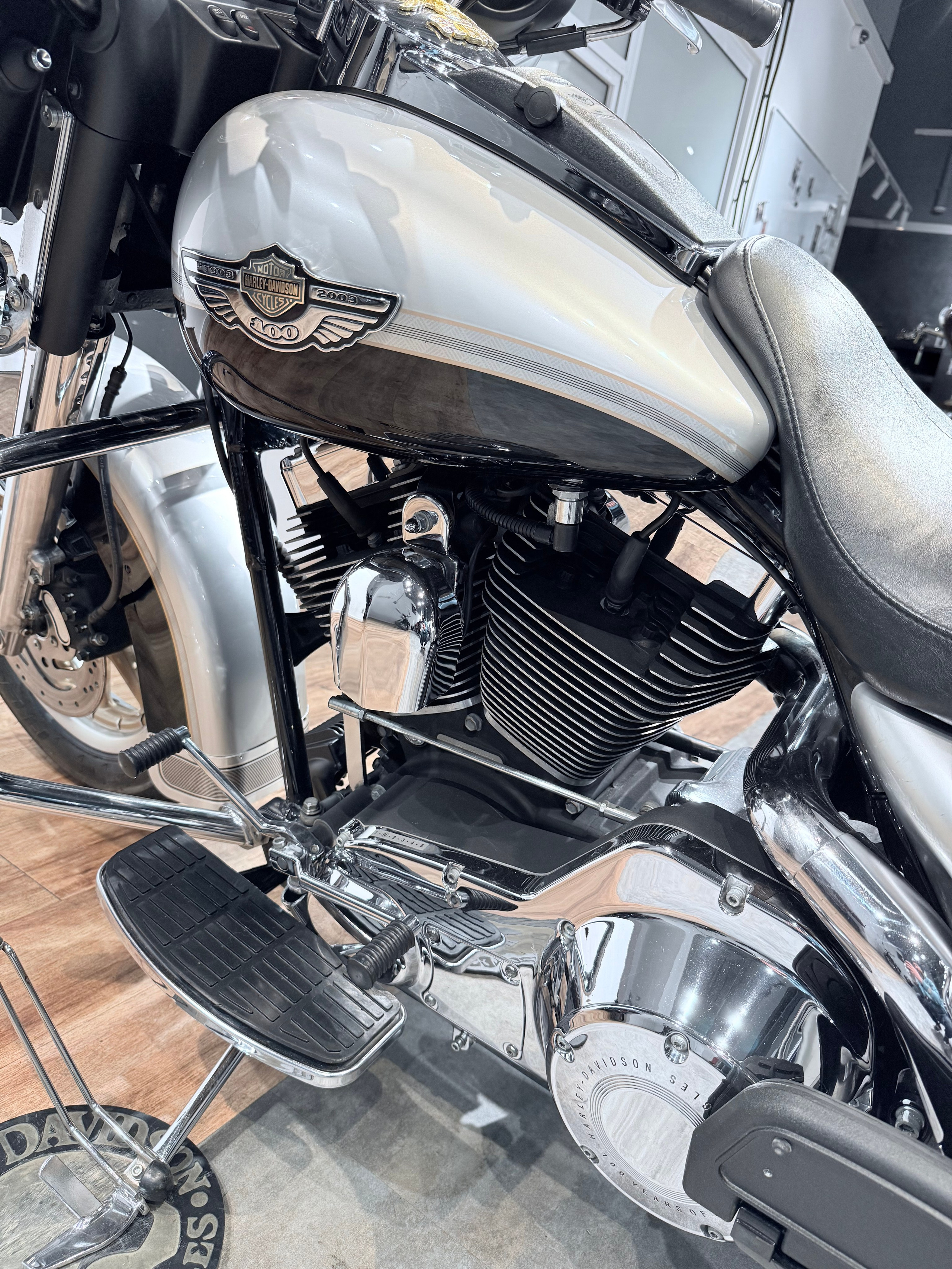 Electra Glide (100 Years Edition). Hello Davidson, Москва. Только хорошие мотоциклы…