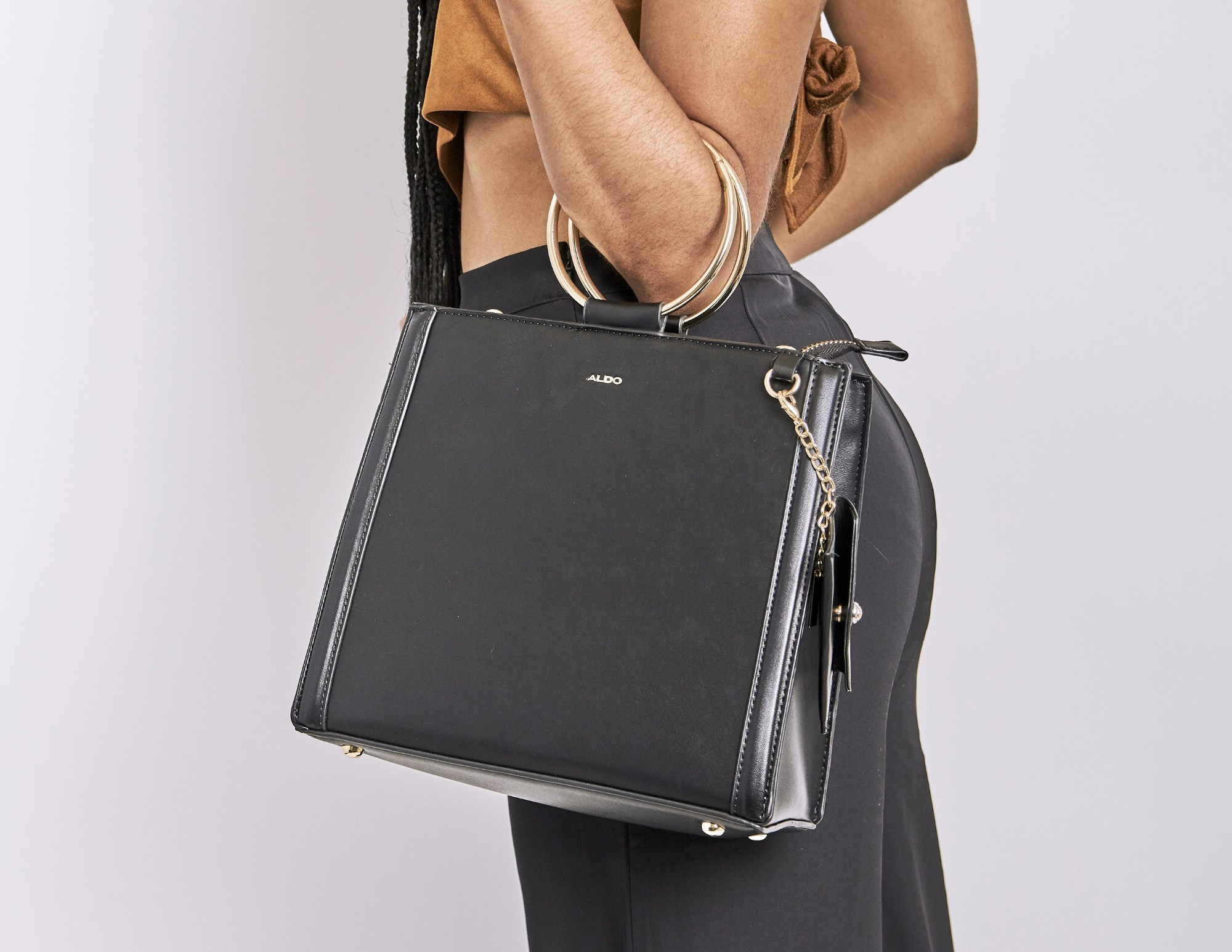 Продолжение серии с деталями и текстурами