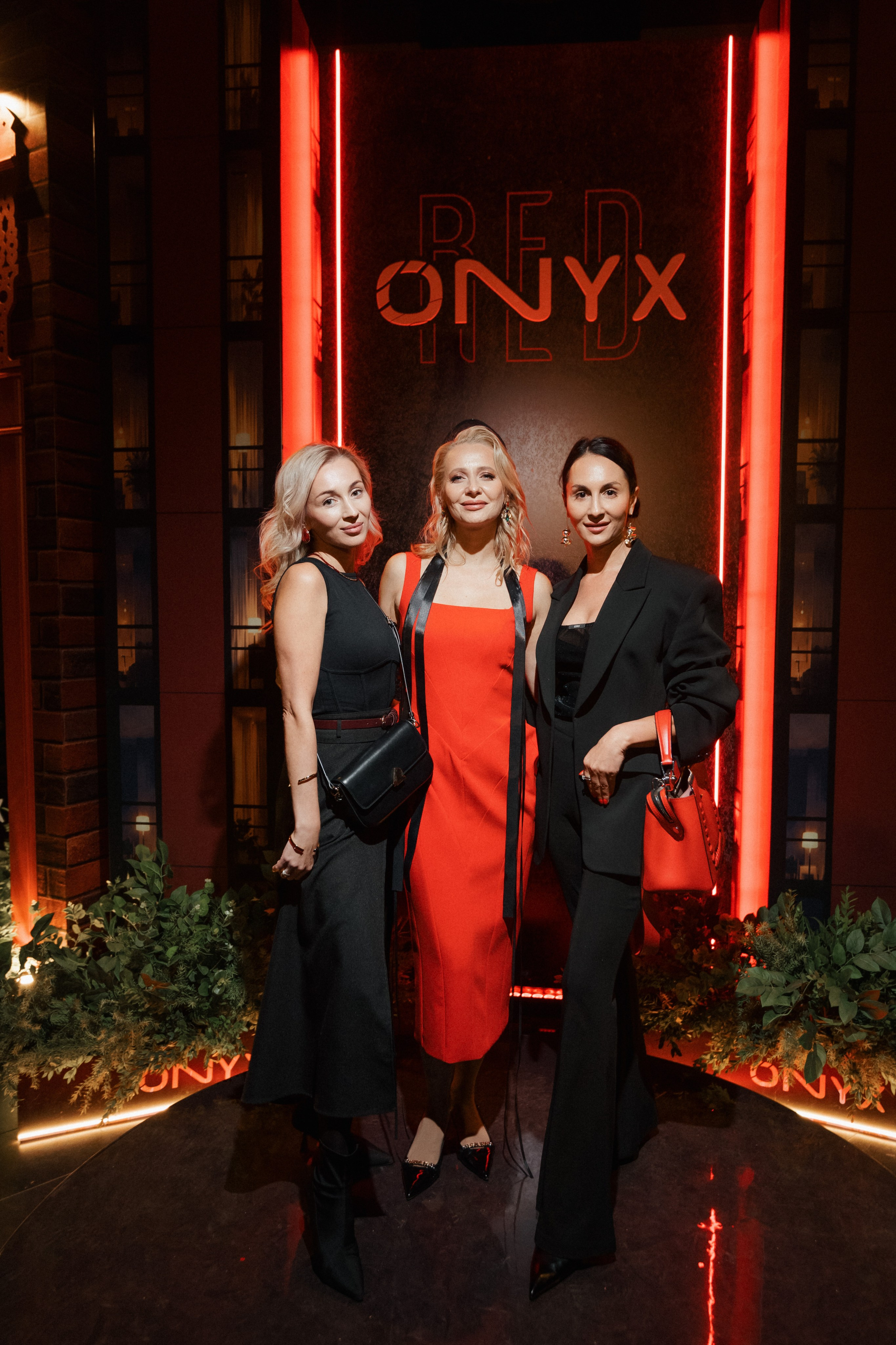 ONYX RED