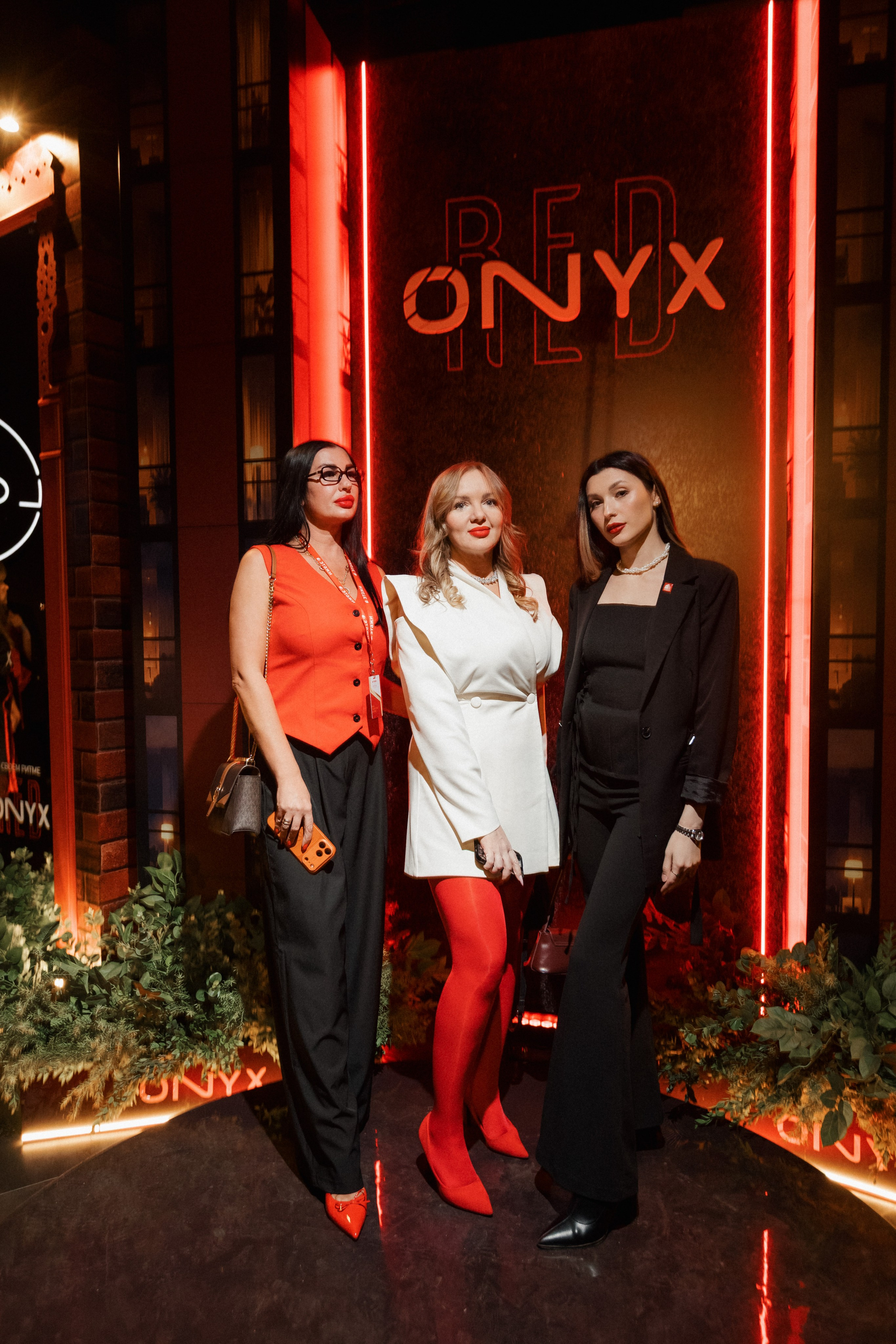 ONYX RED