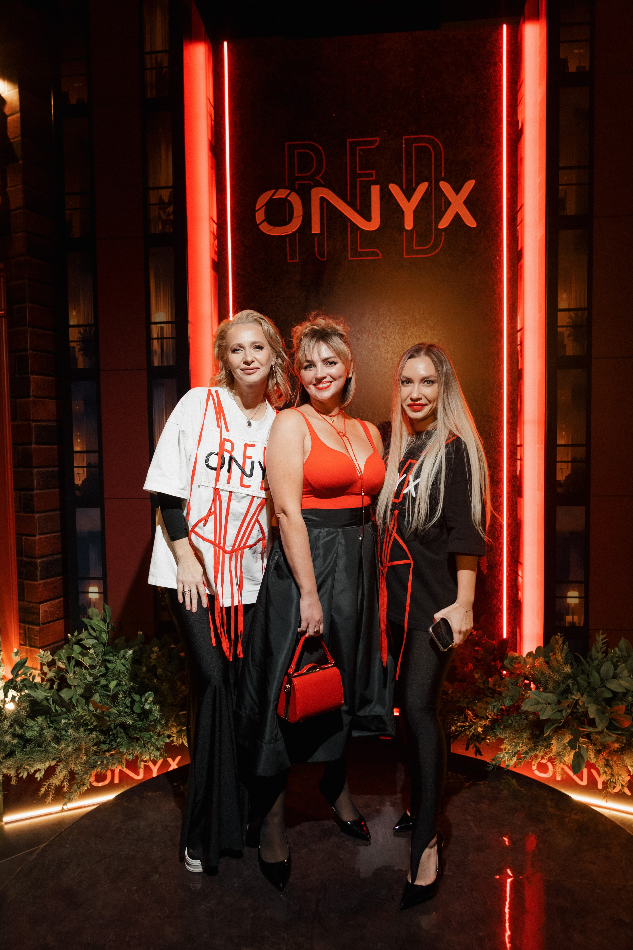 ONYX RED