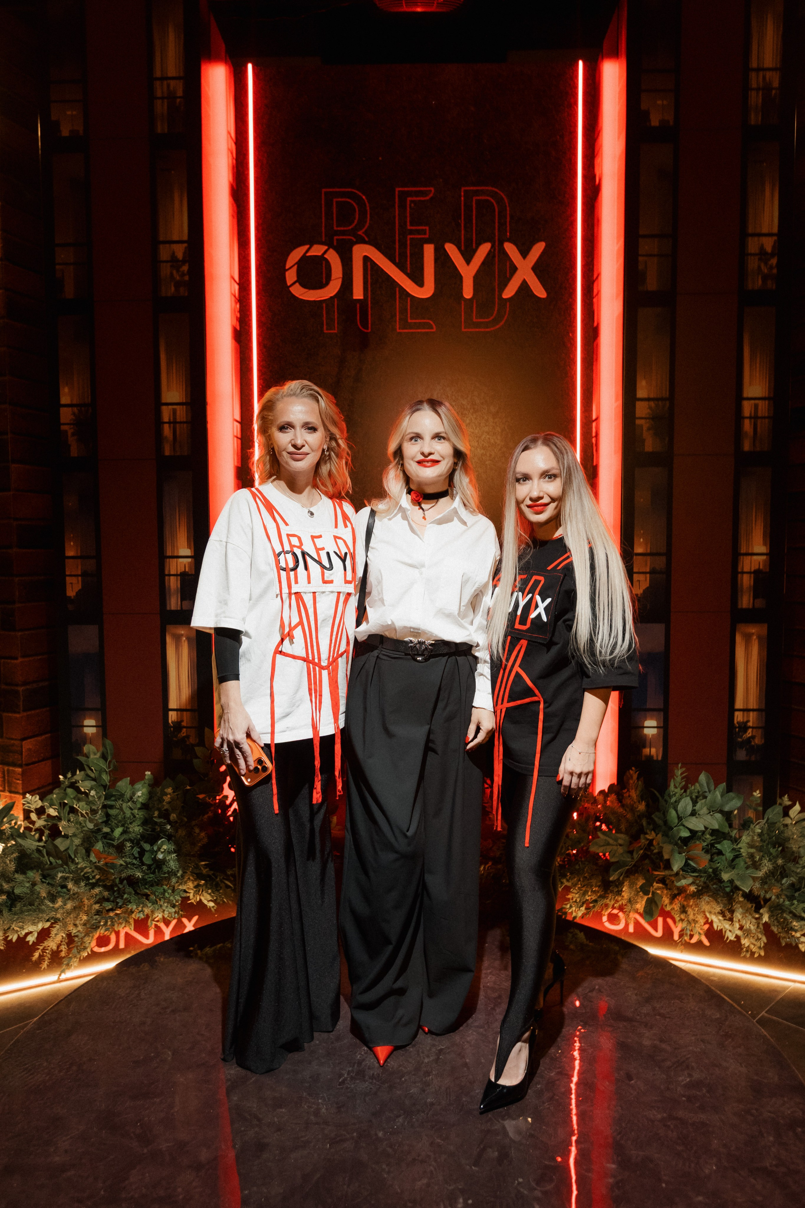ONYX RED