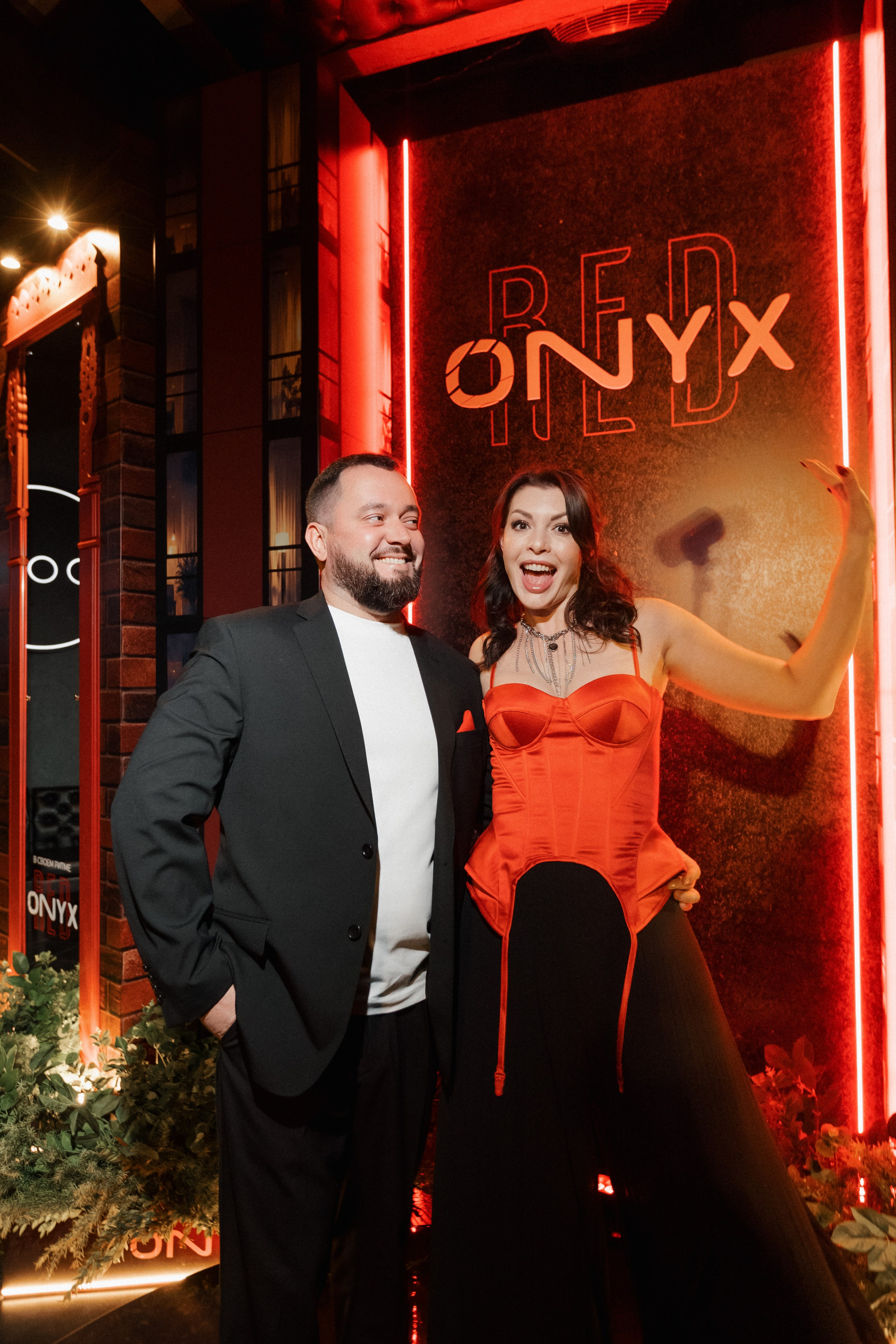 ONYX RED