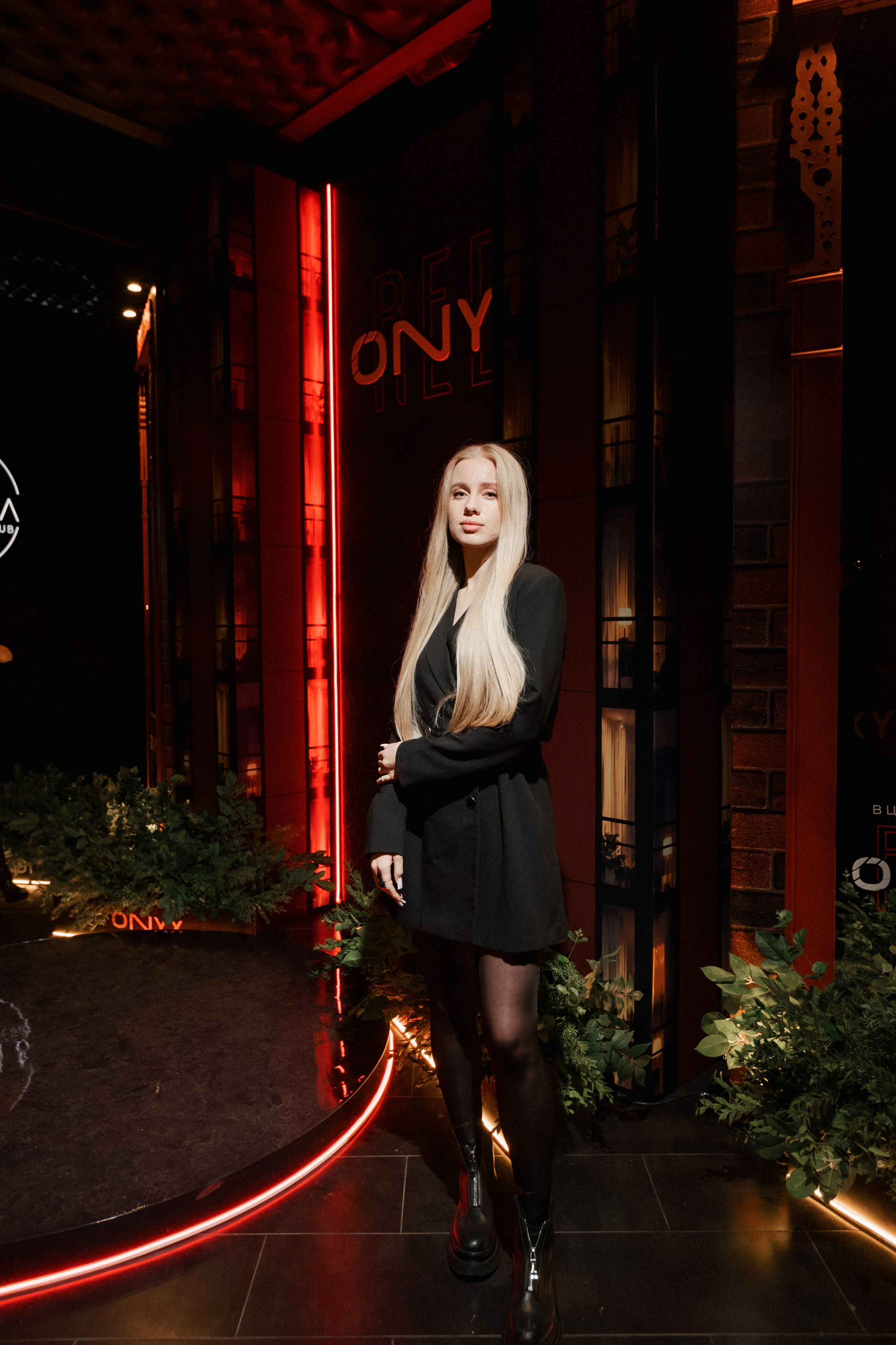 ONYX RED
