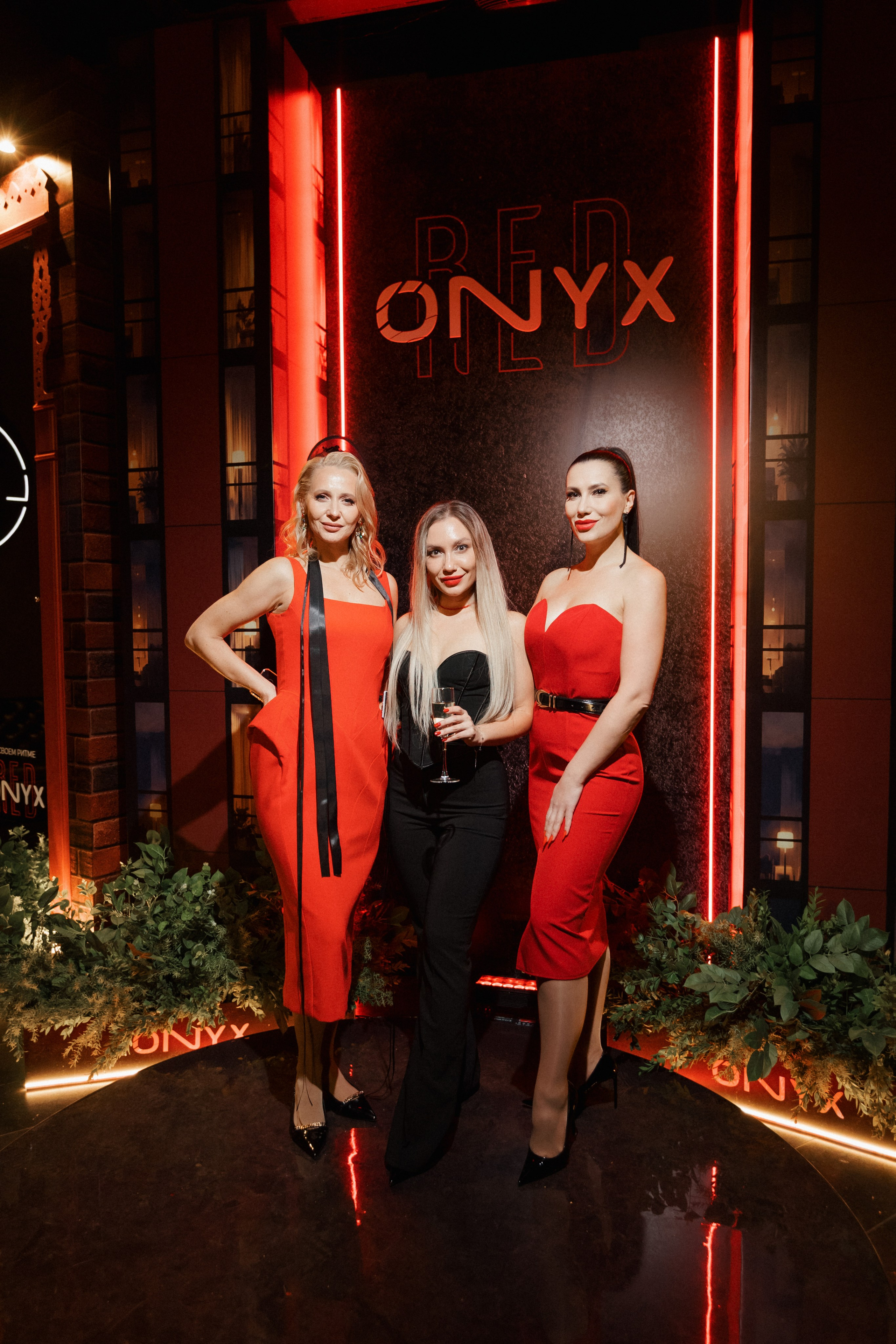 ONYX RED