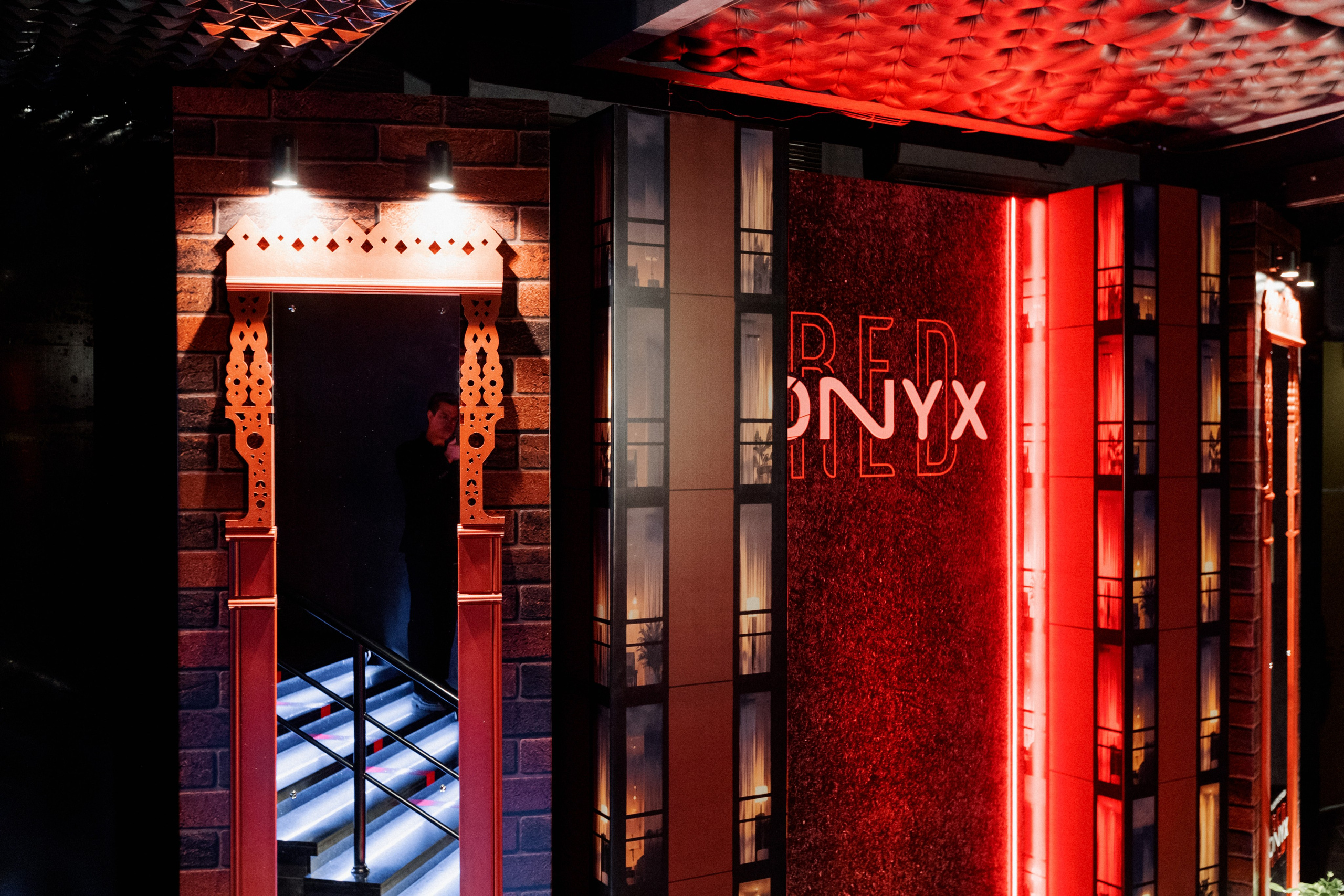 ONYX RED