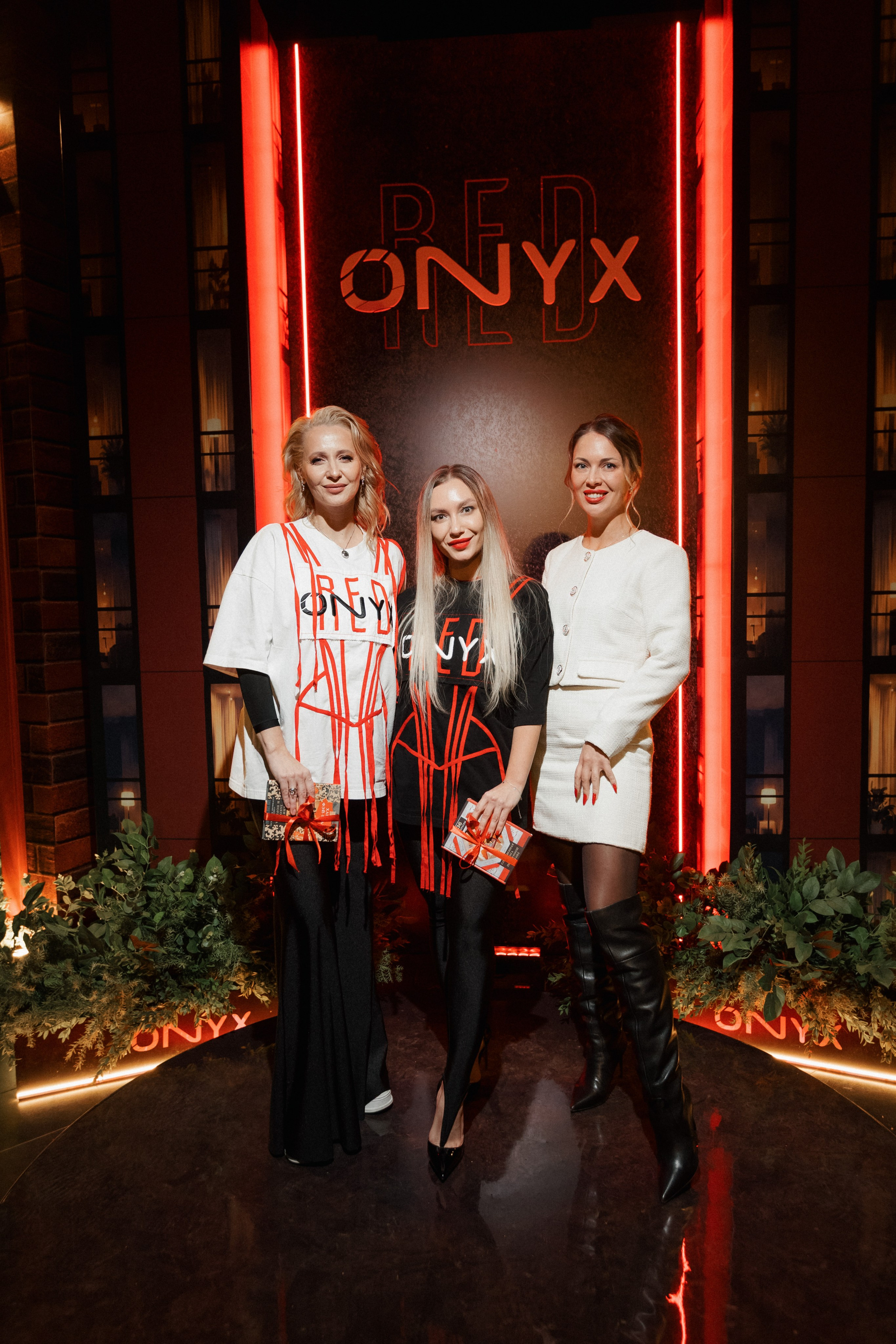 ONYX RED