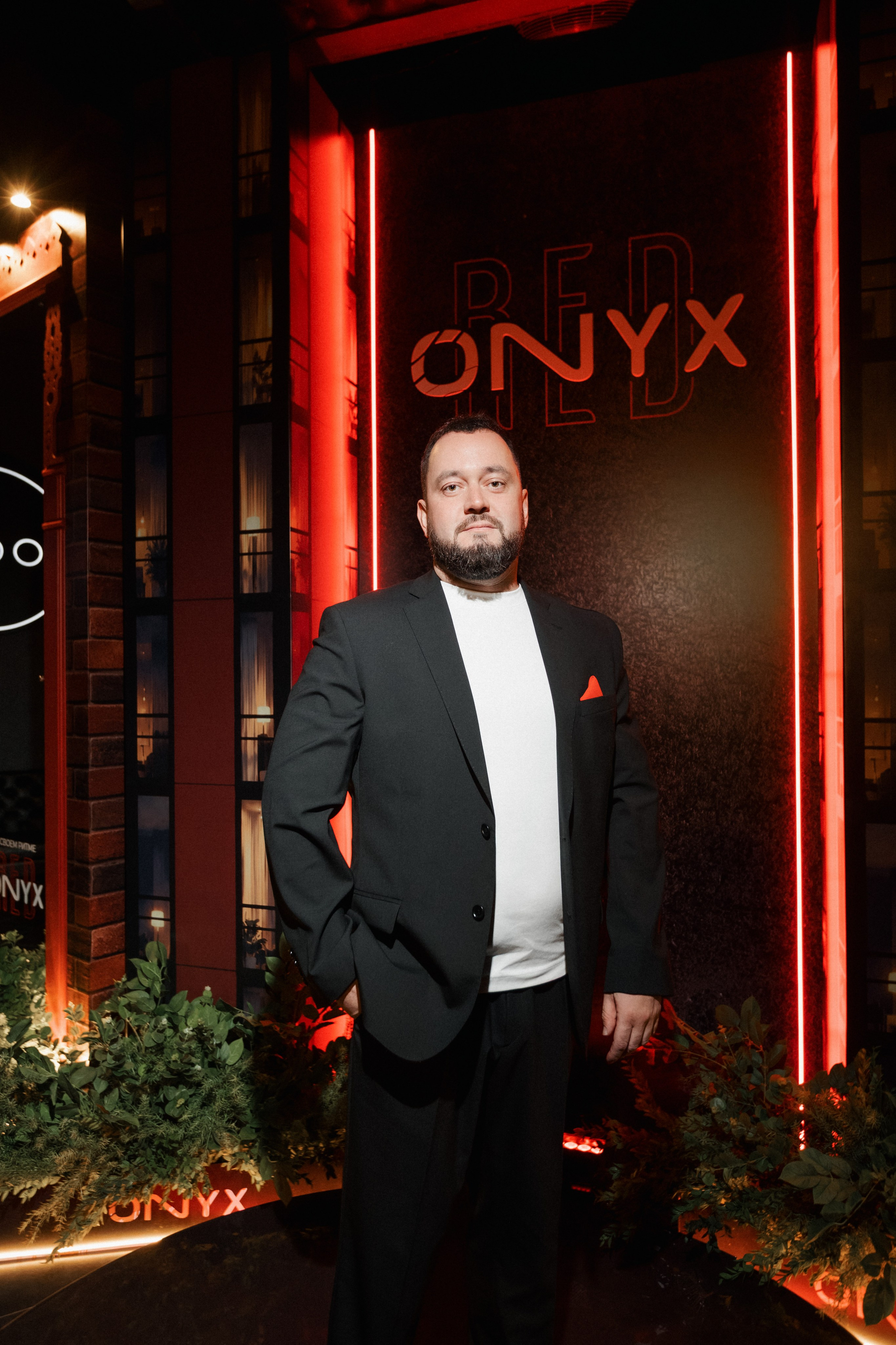 ONYX RED