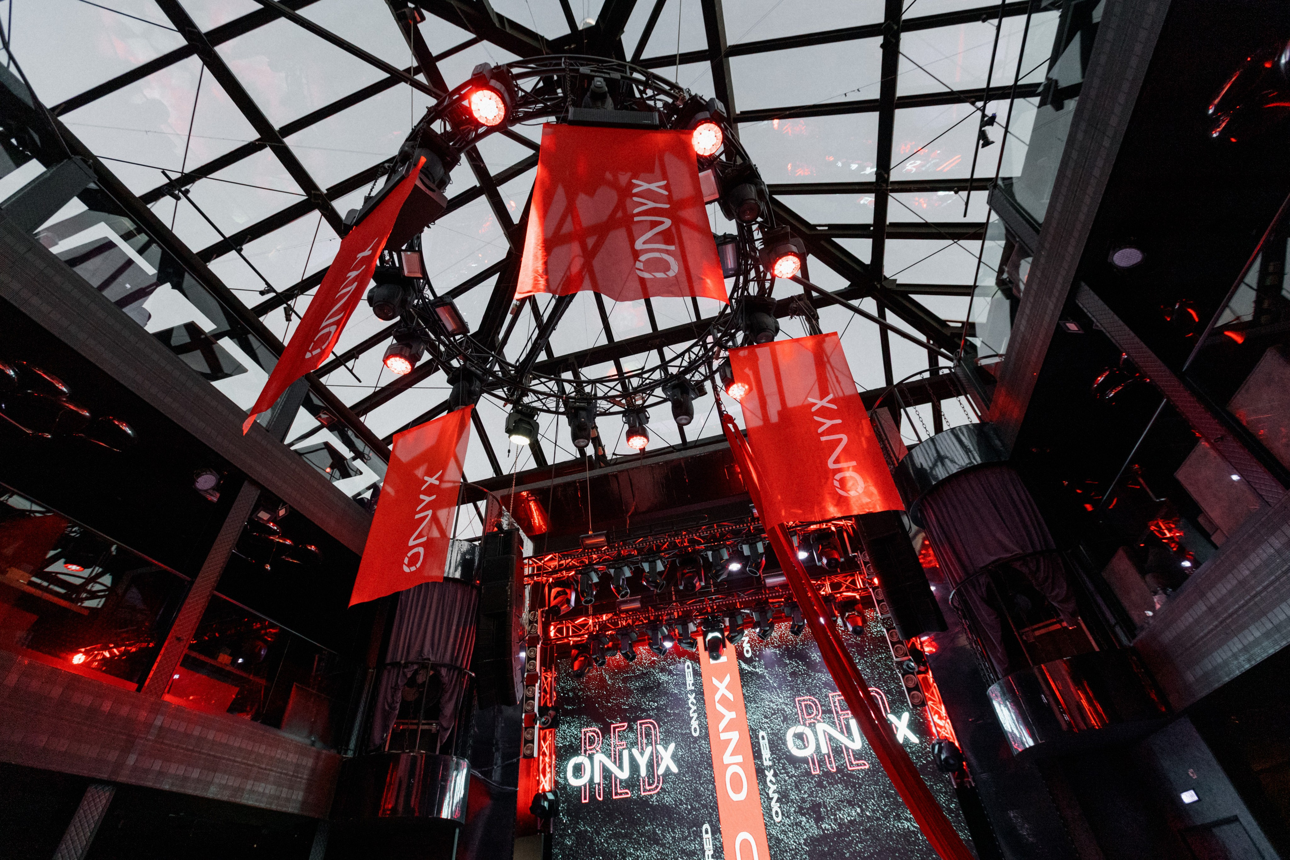 ONYX RED
