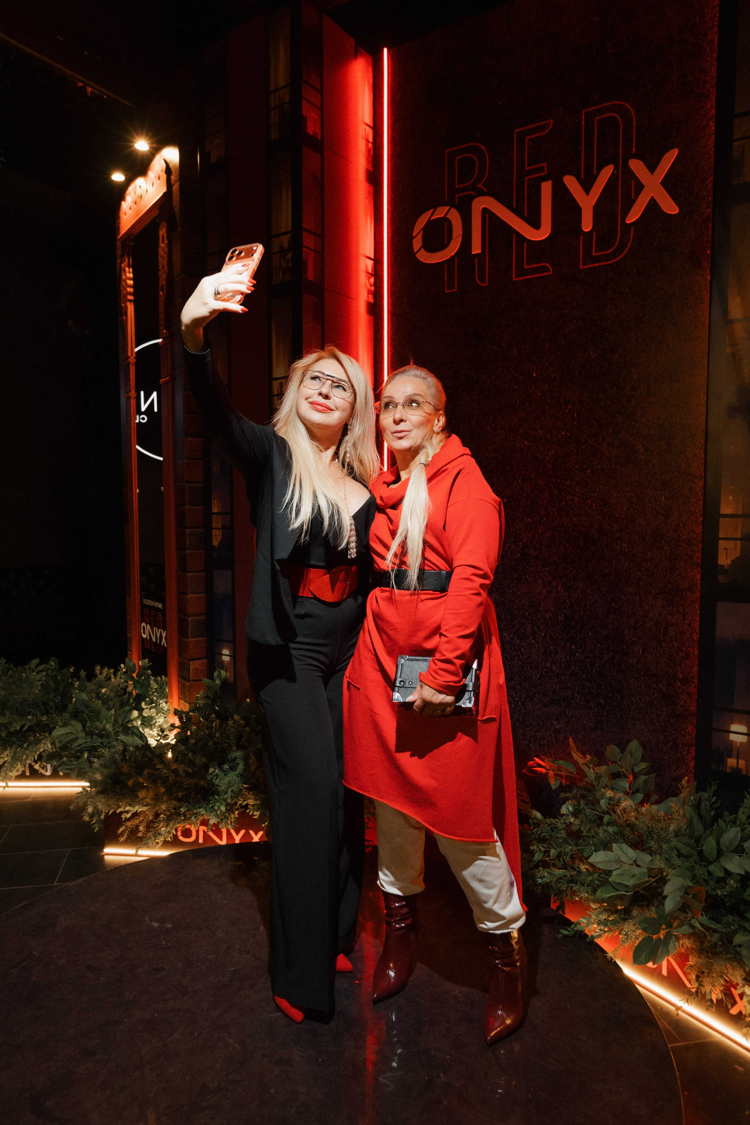 ONYX RED