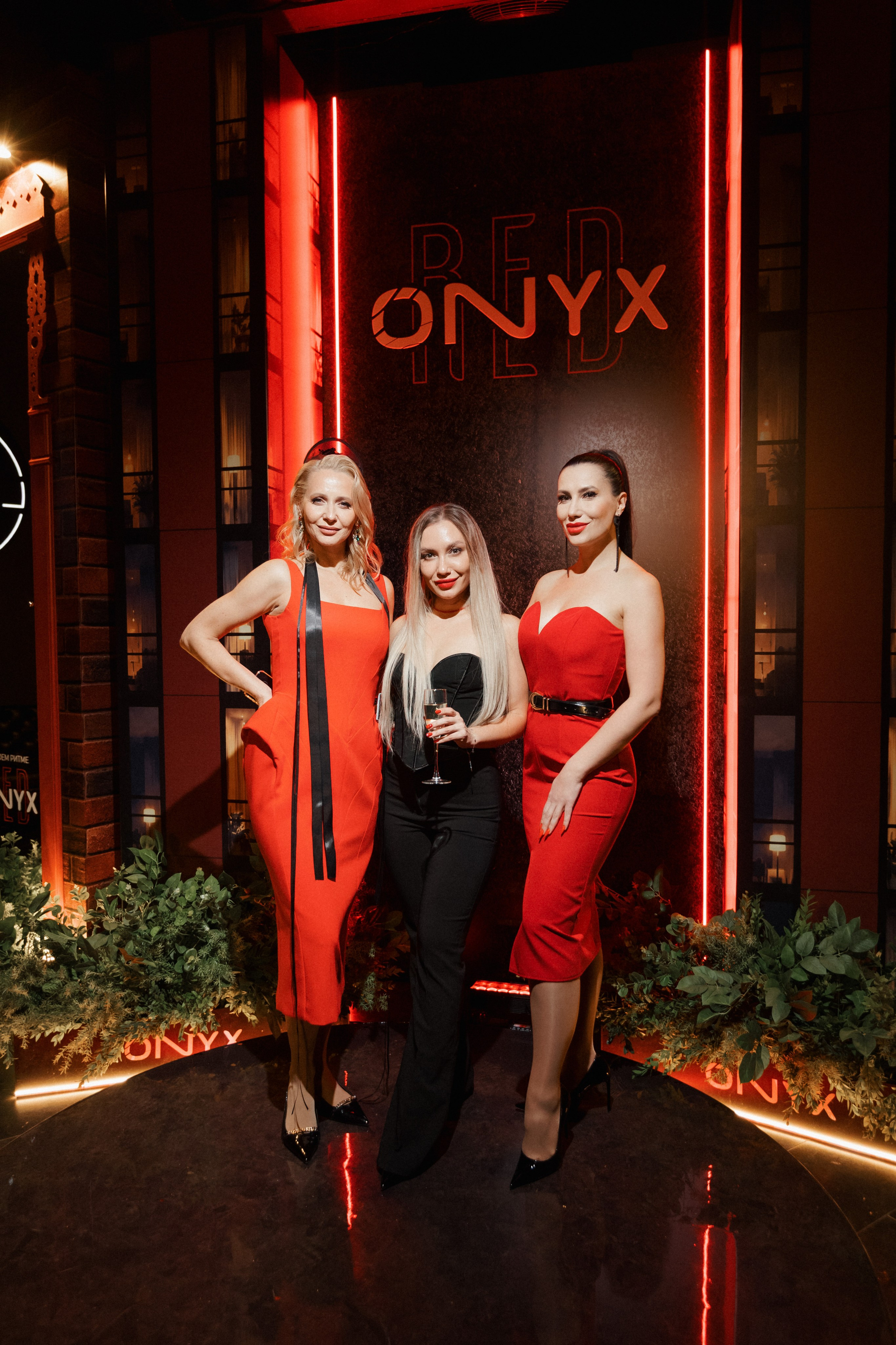 ONYX RED