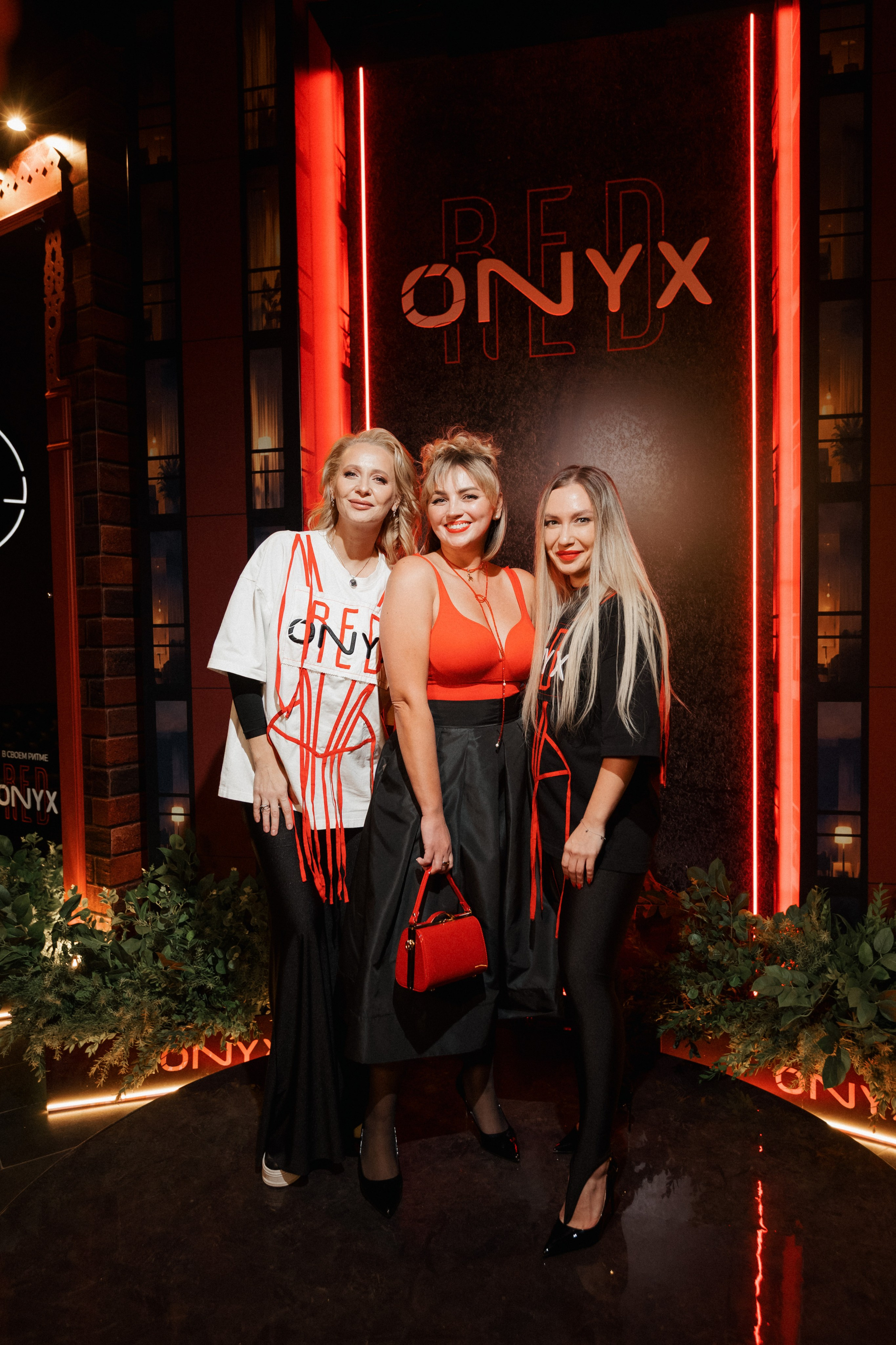 ONYX RED