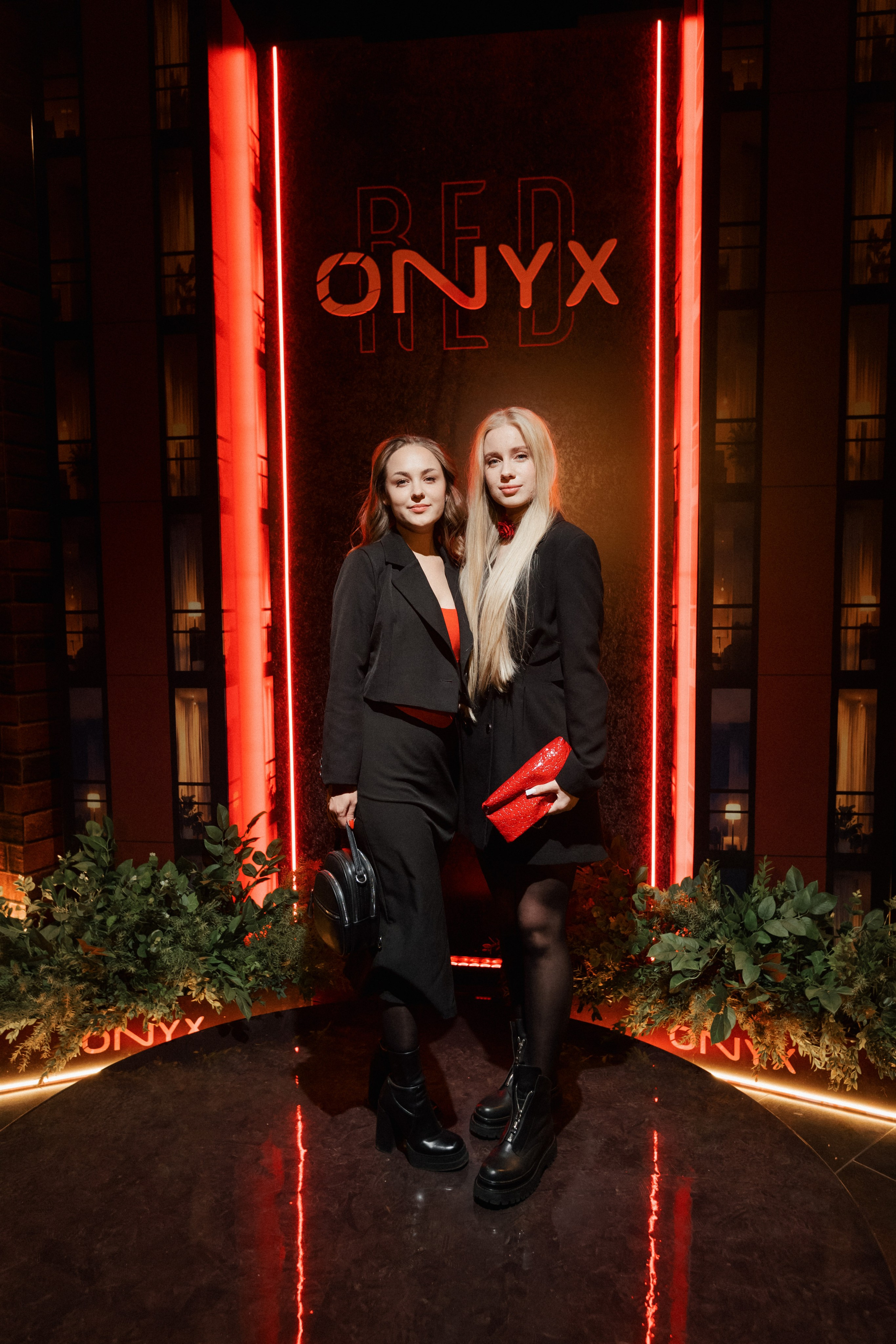 ONYX RED