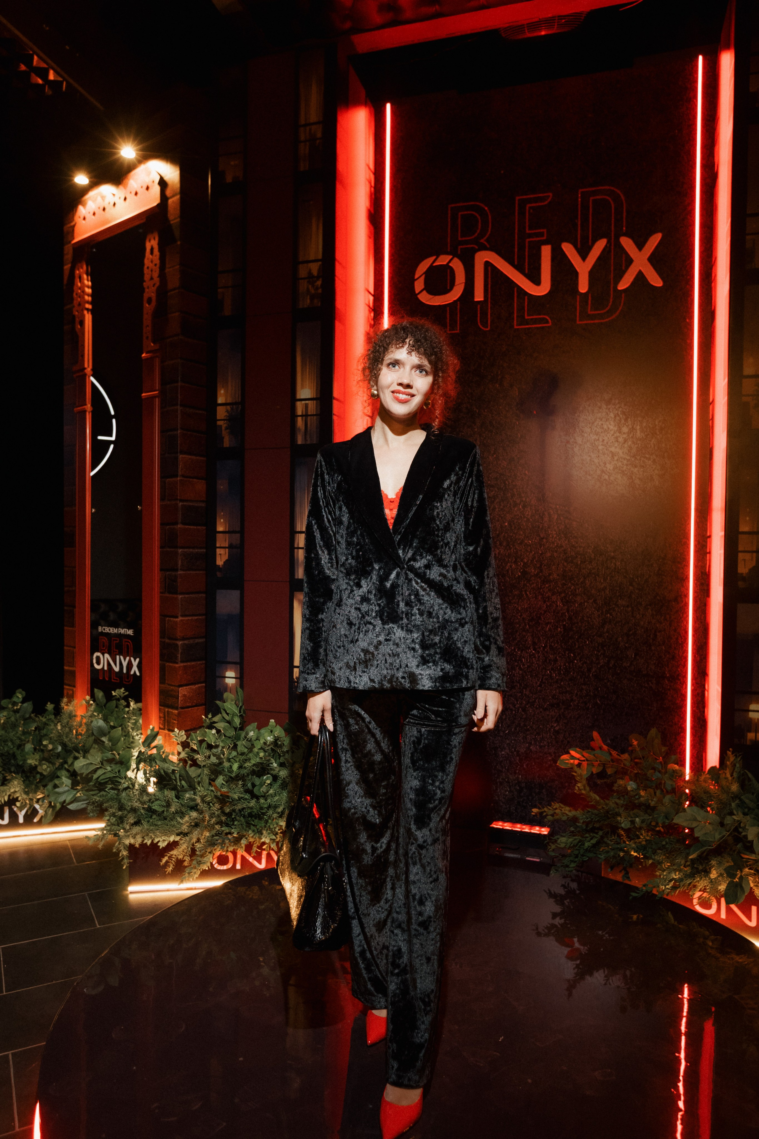 ONYX RED