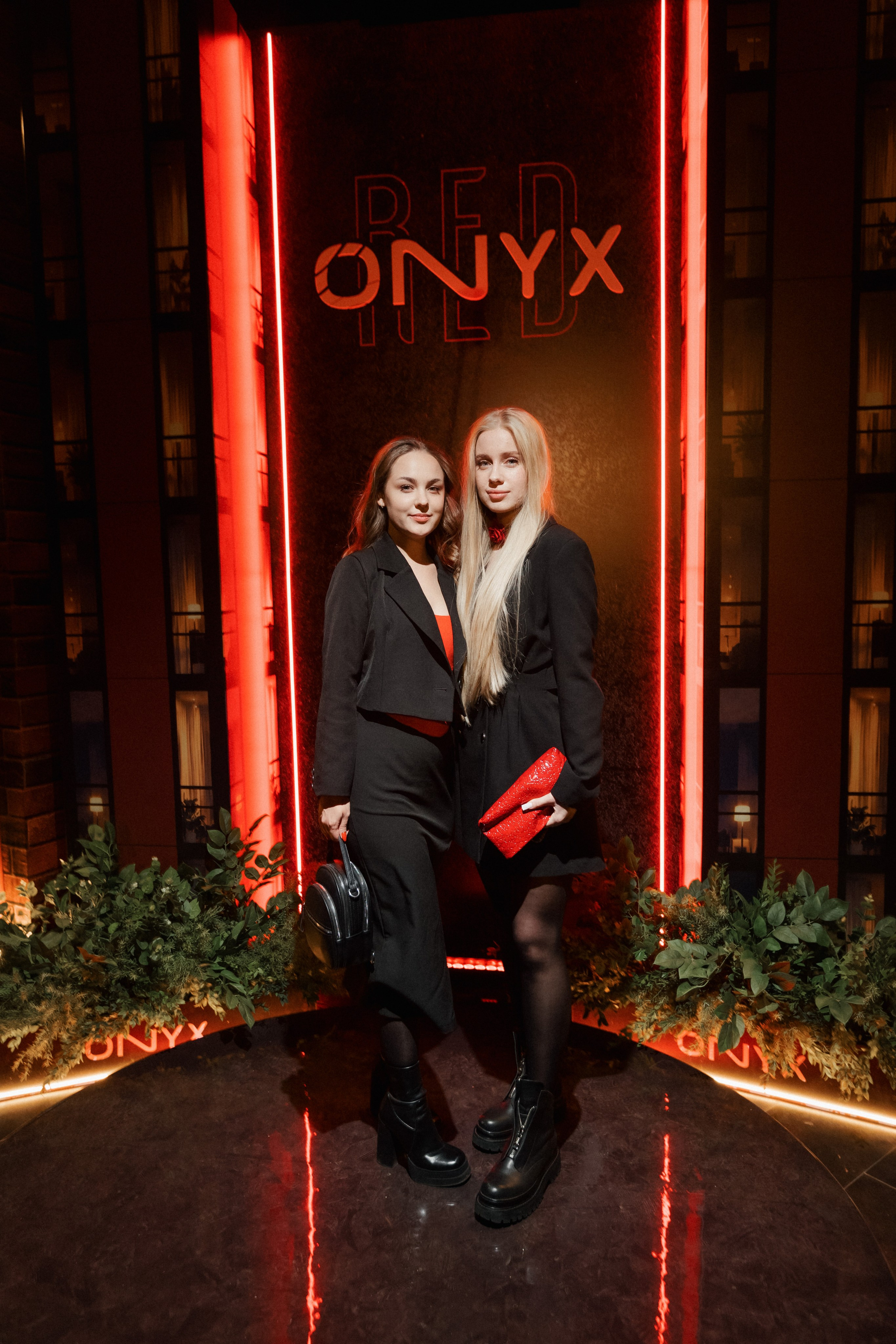 ONYX RED