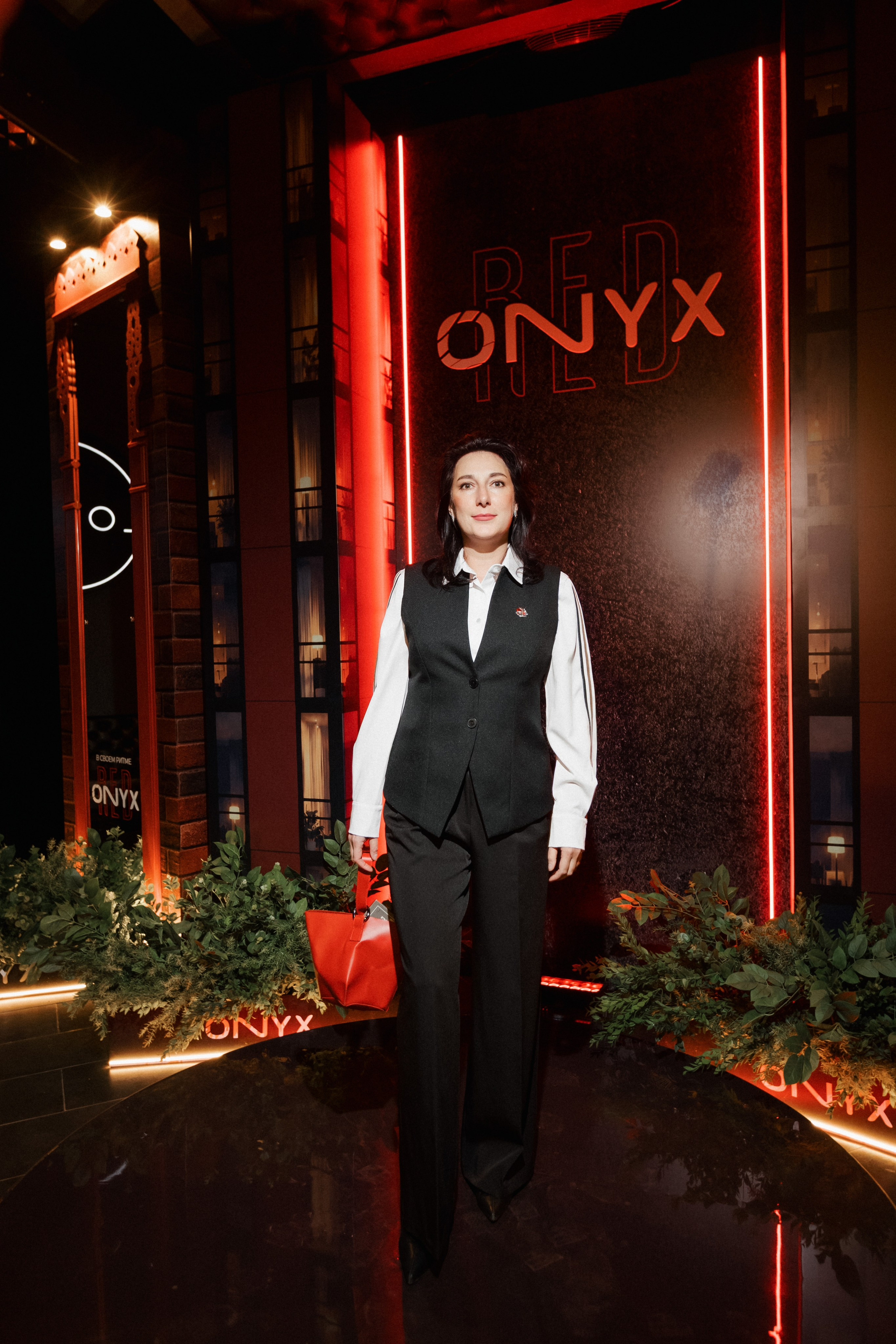 ONYX RED