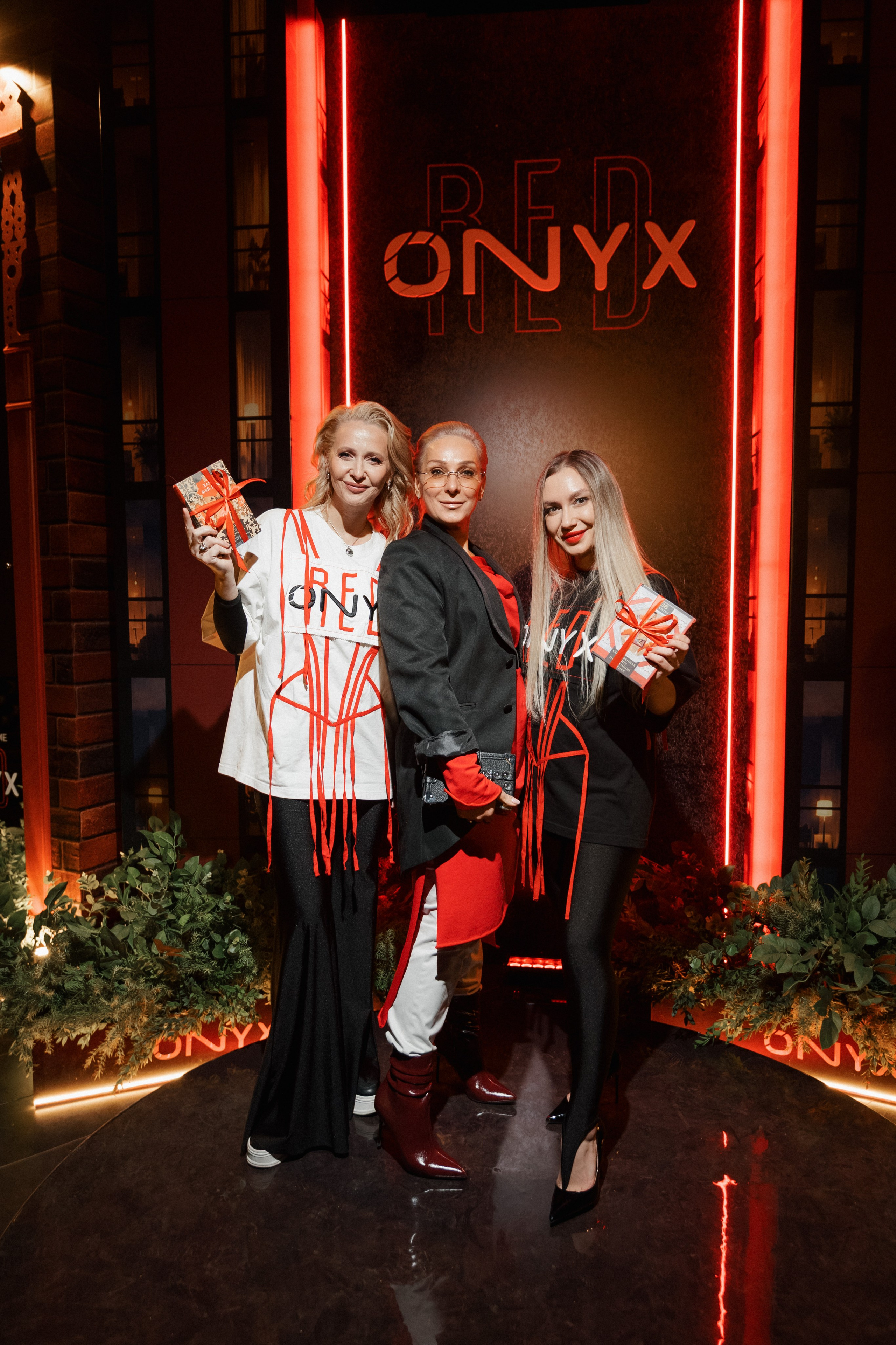 ONYX RED