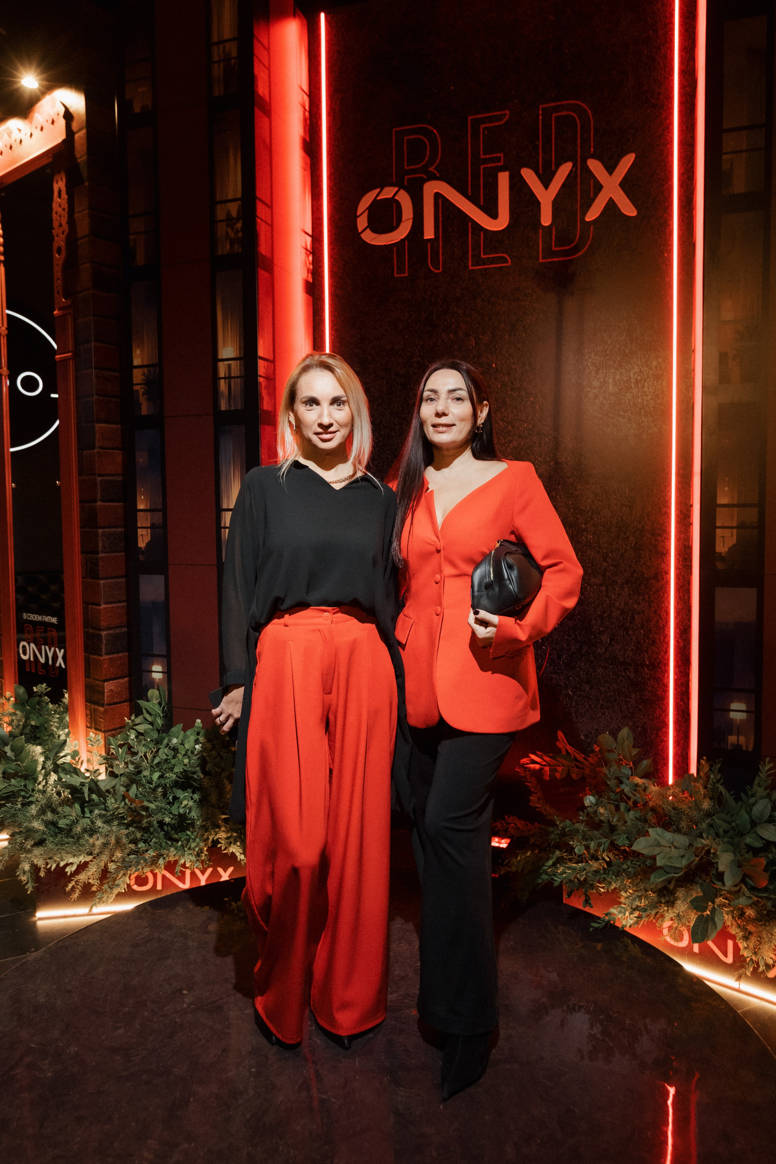 ONYX RED
