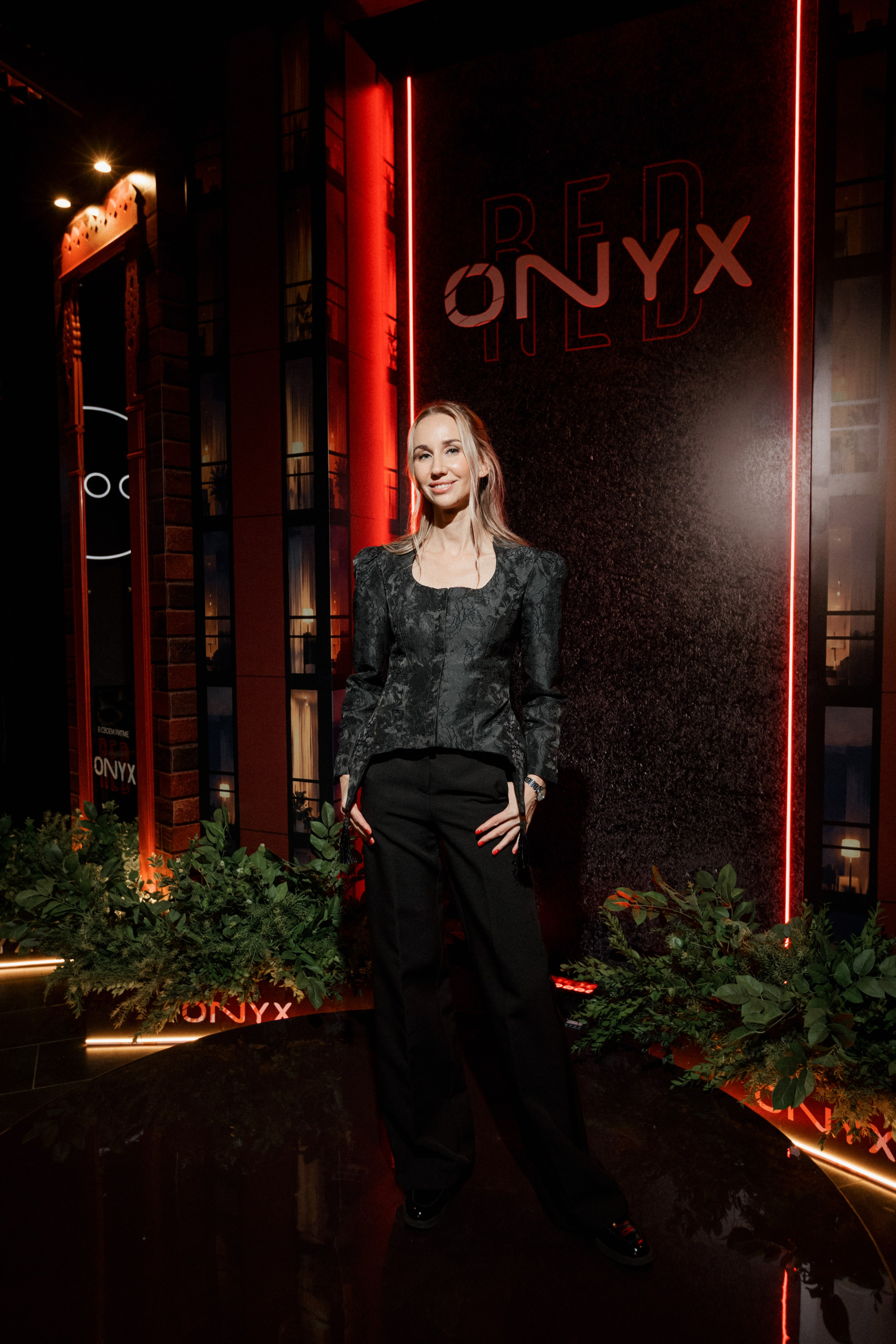 ONYX RED