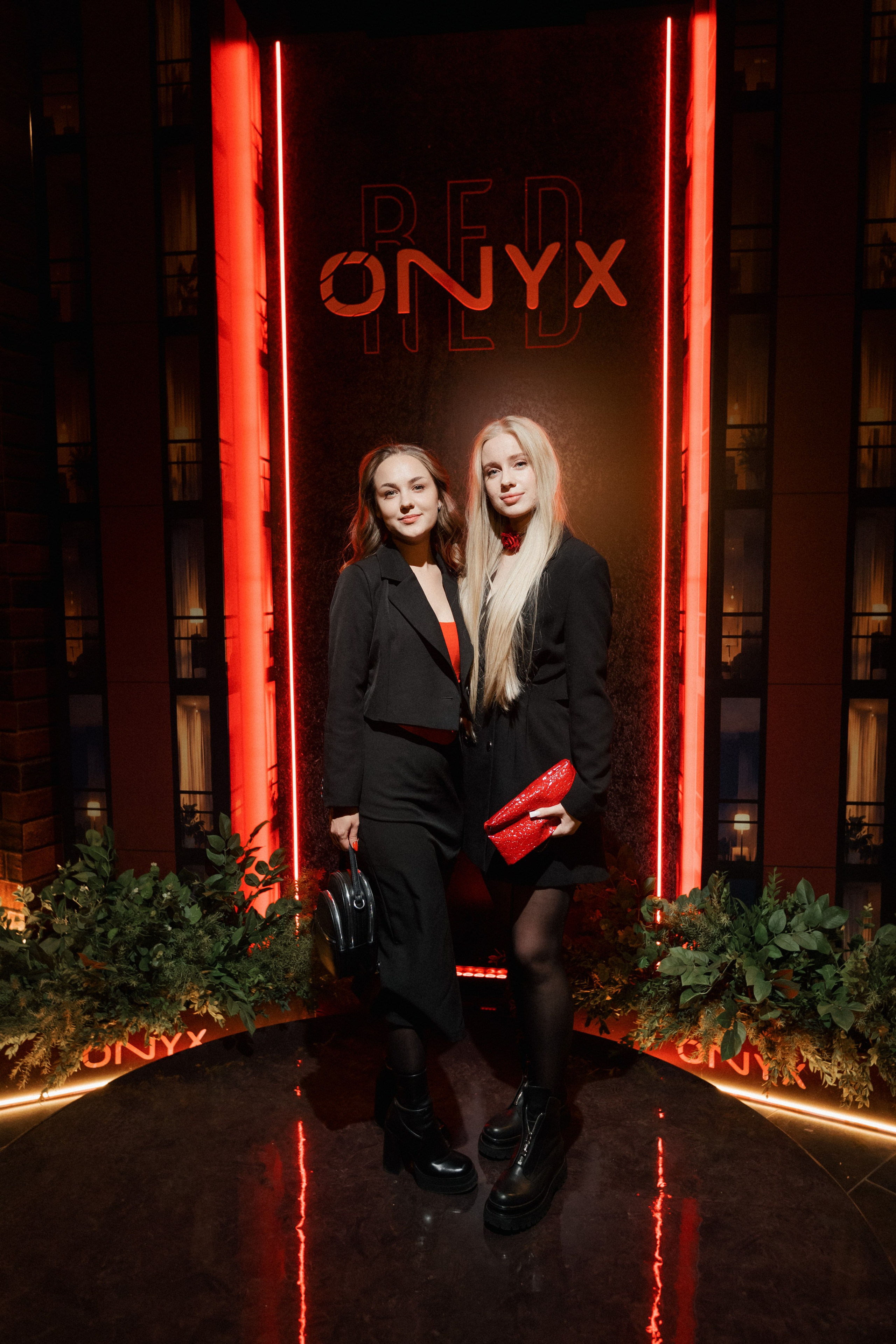 ONYX RED