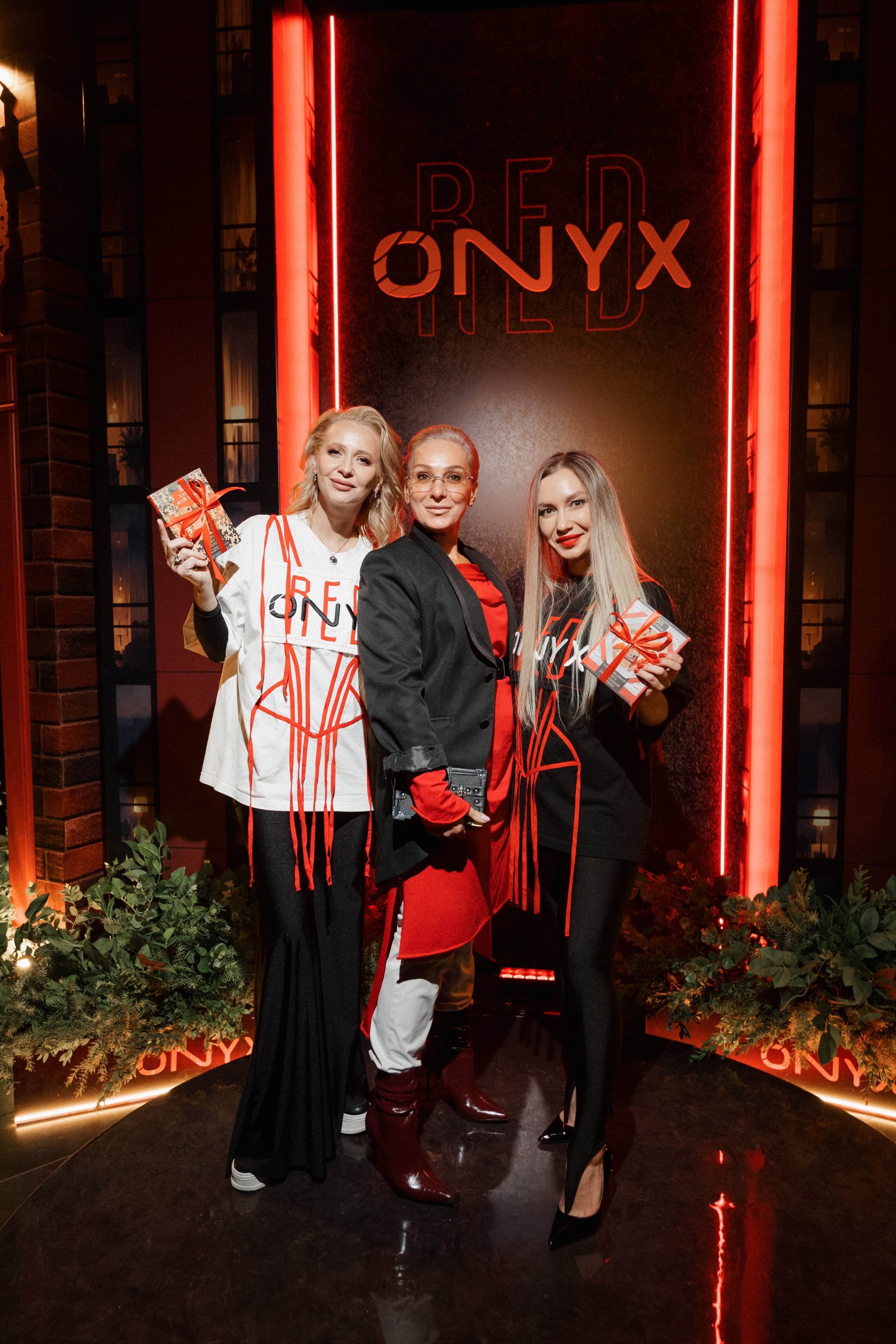ONYX RED