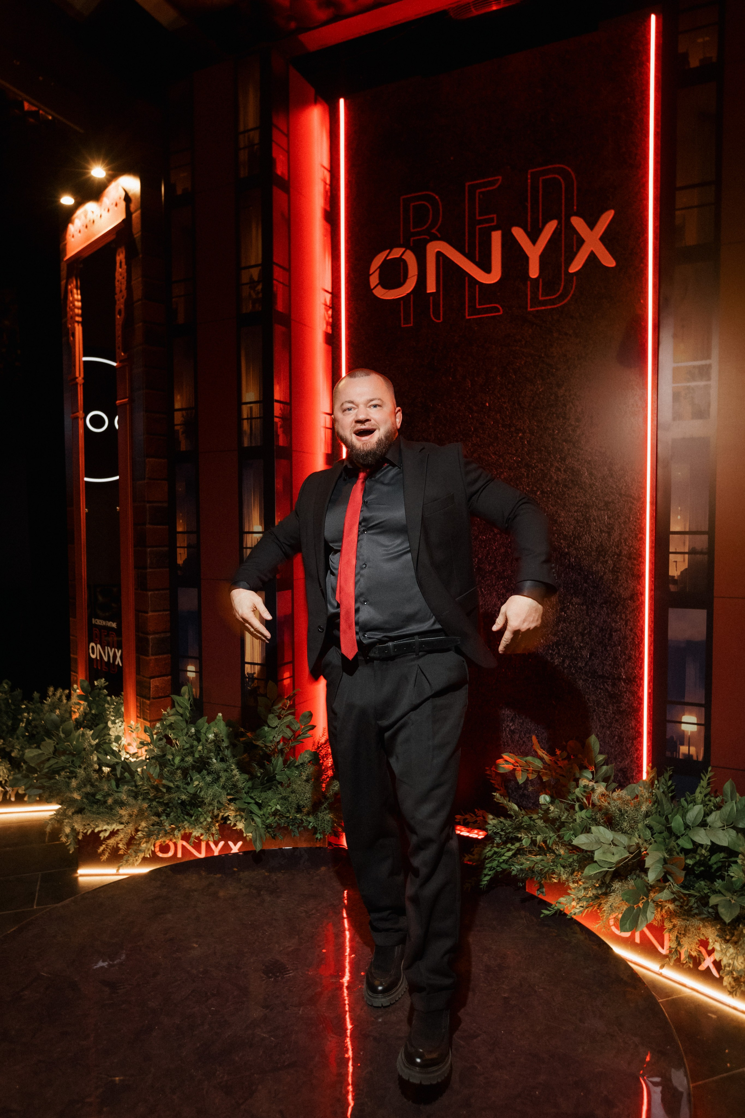 ONYX RED