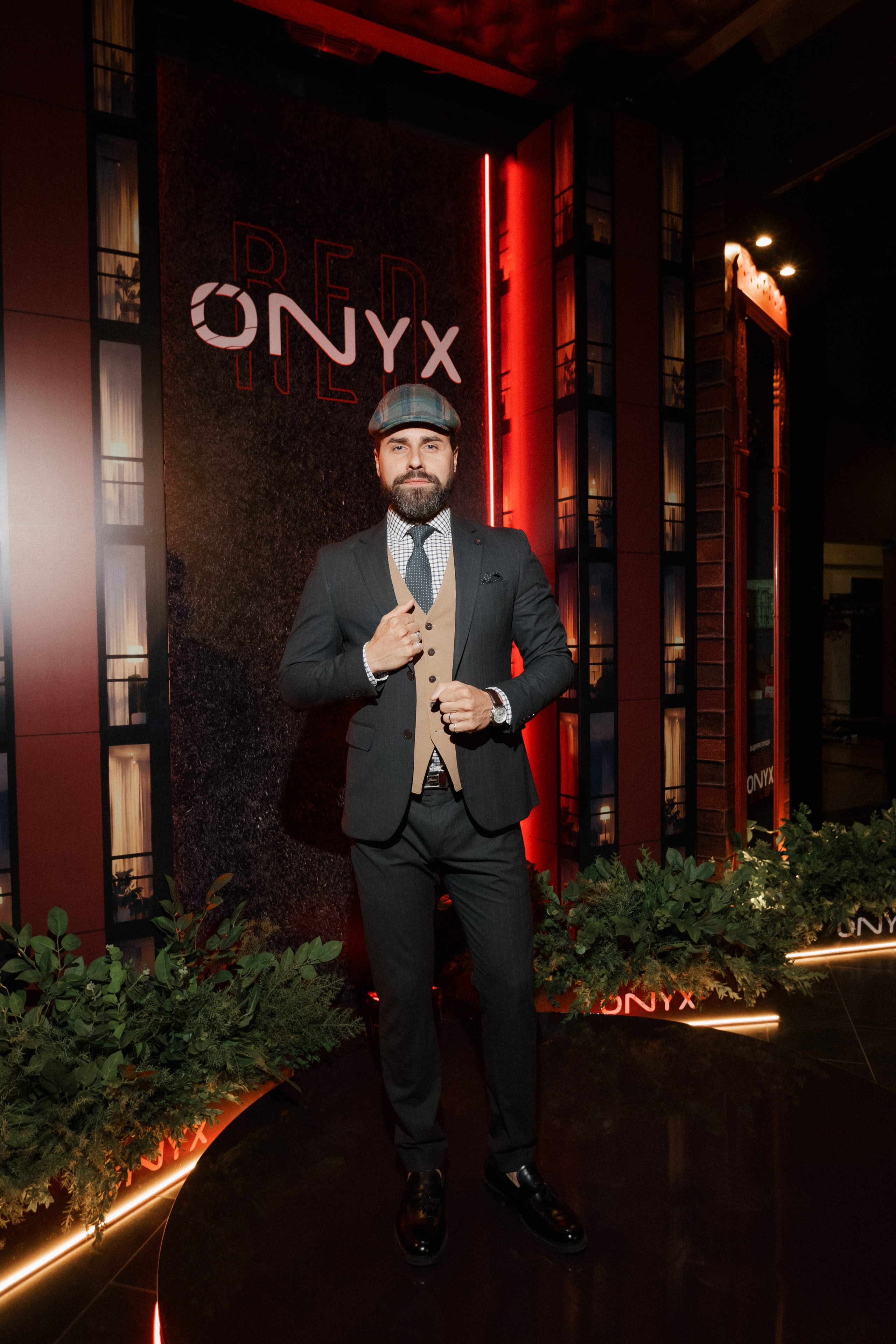 ONYX RED