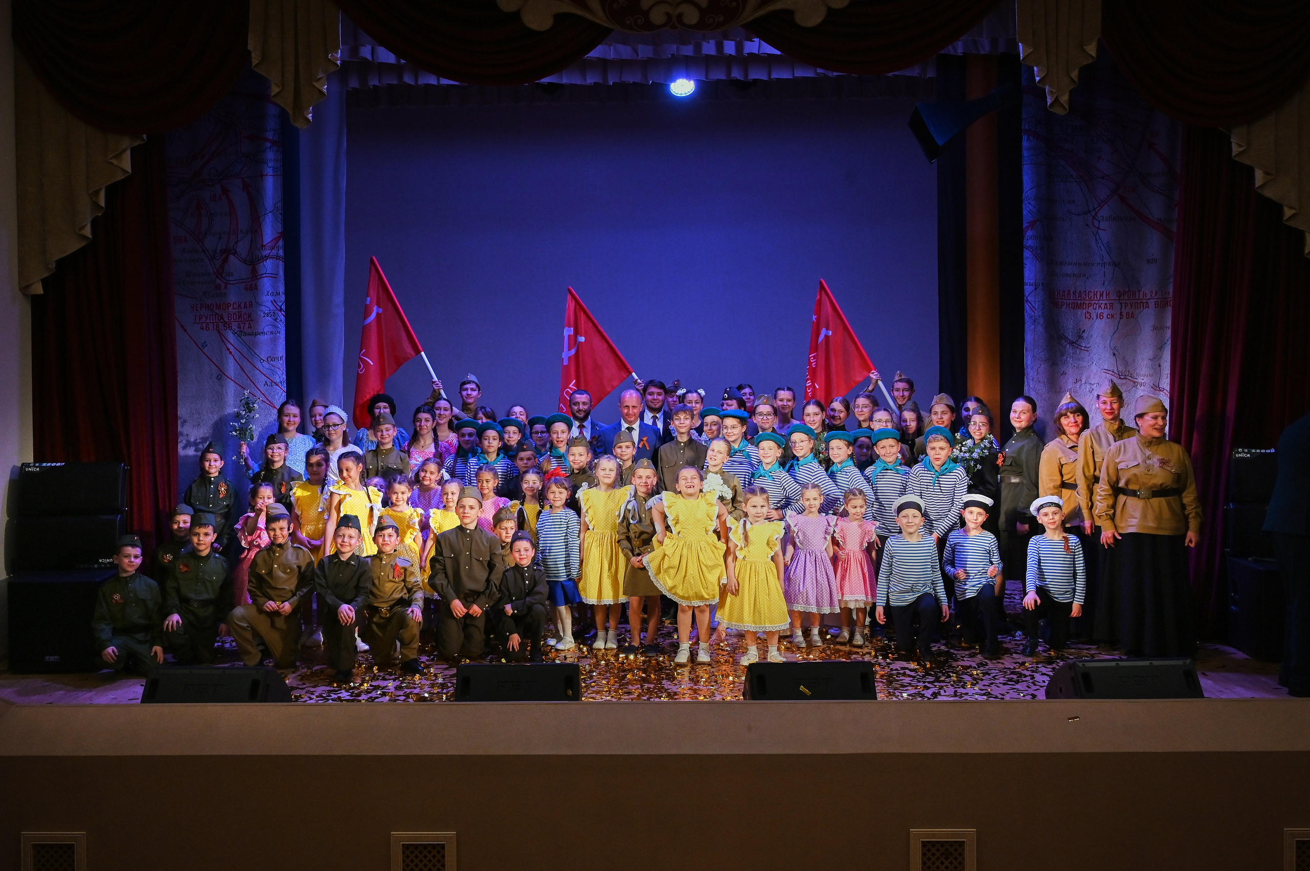 9 мая в ДК КАбардинки. Жизнь курорта Кабардинка в фотографиях