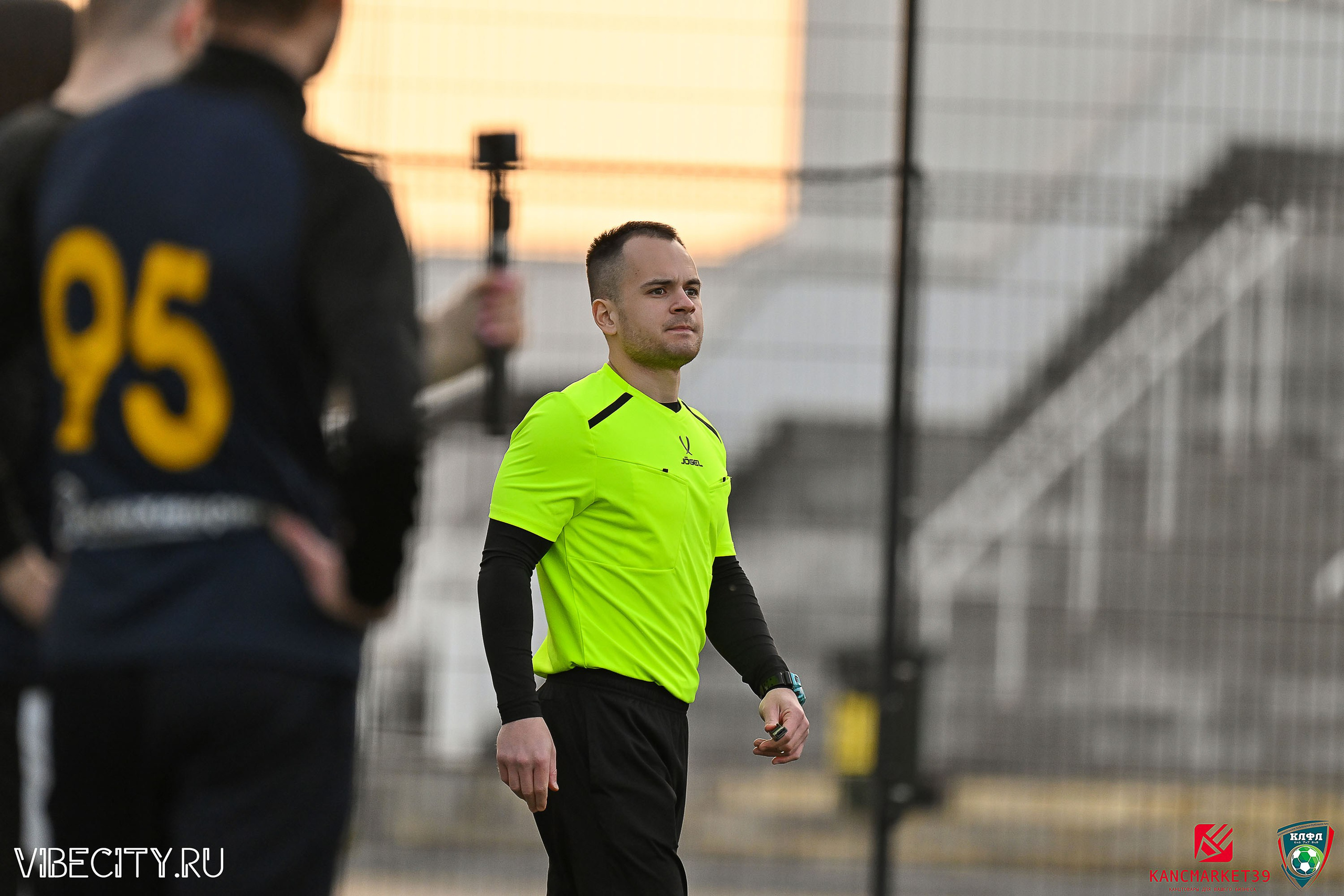 XX ЧЕМПИОНАТ КАЛИНИНГРАДСКОЙ ЛФЛ КАНЦМАРКЕТ39 сезона 2024–2025 гг. VIBECITY.RU Вайб Сити Ру Фоторепортажи Фотоотчеты Калининград