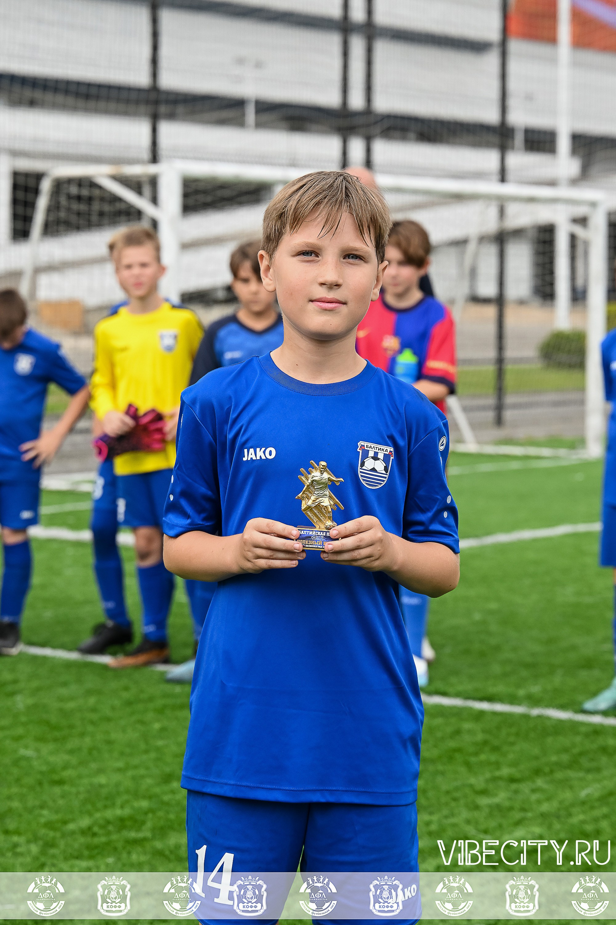 Калининградская Детская Футбольная Лига. VIBECITY.RU Вайб Сити Ру Фоторепортажи Фотоотчеты Калининград