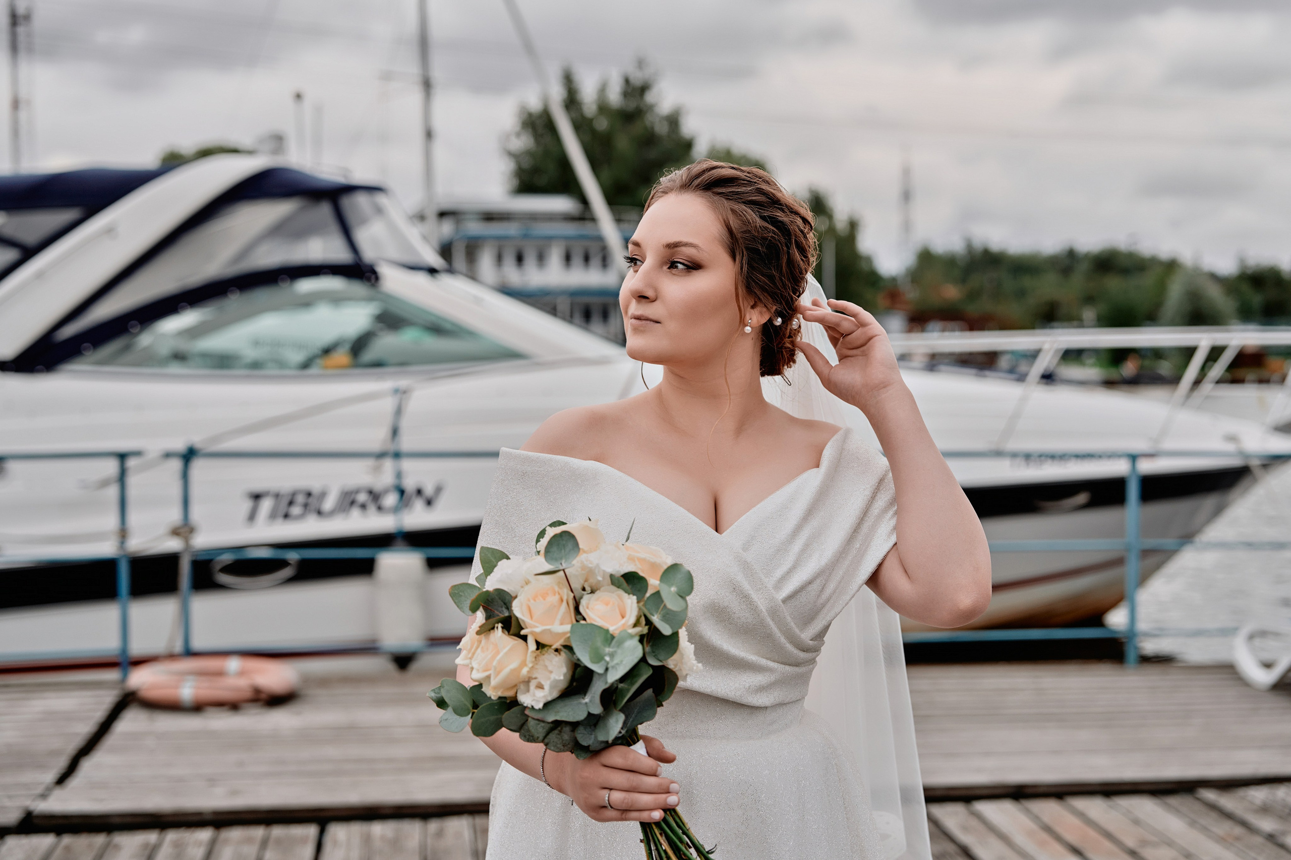 Нежная свадьба Антона и Софьи в яхт-клубе «Портофино». Фотограф Меняйло Евгений. Свадьба. Портрет. Репортаж. Семья. Контент
