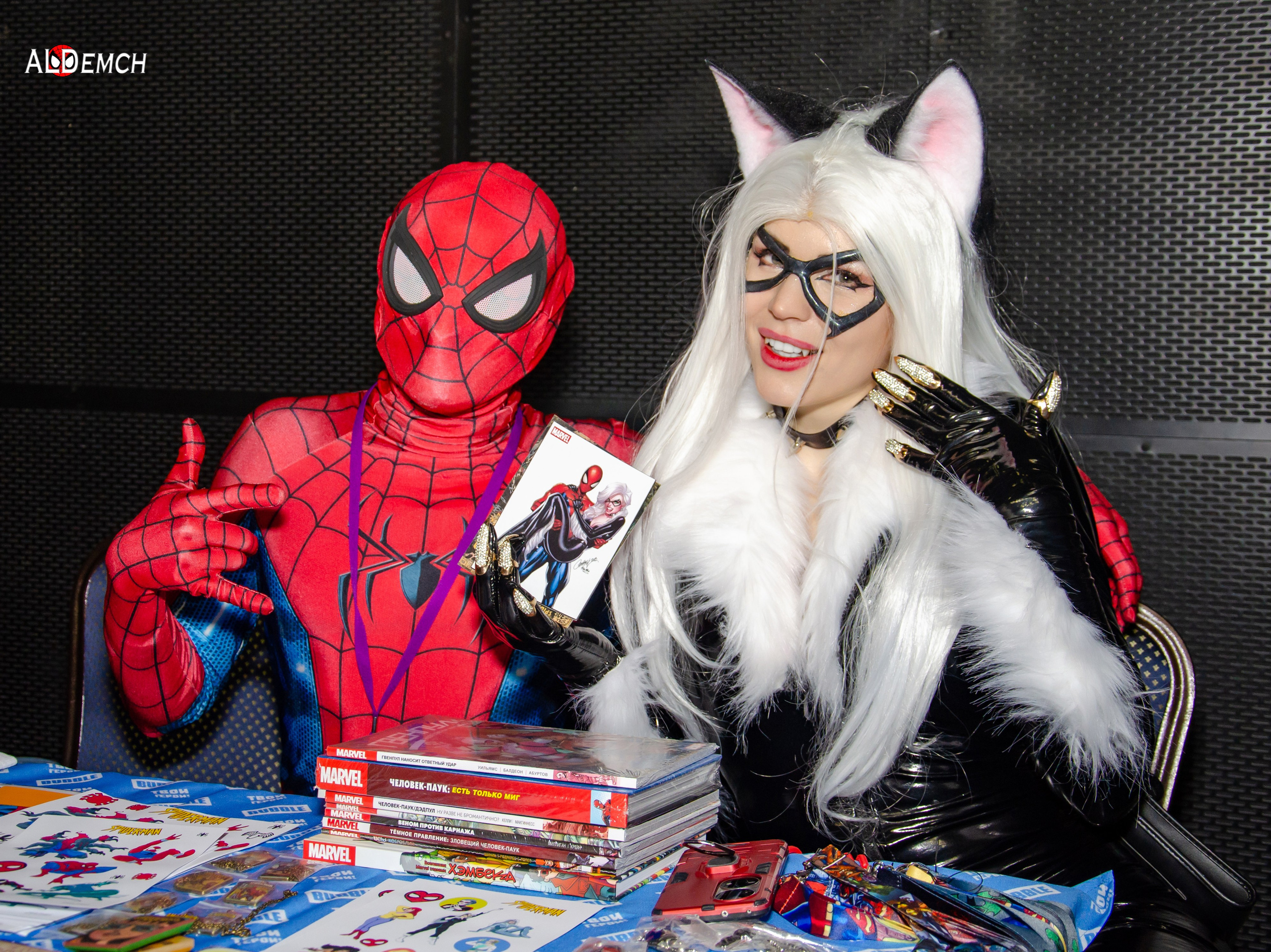 Марвел комикс картинки персонажей и косплей фото в России