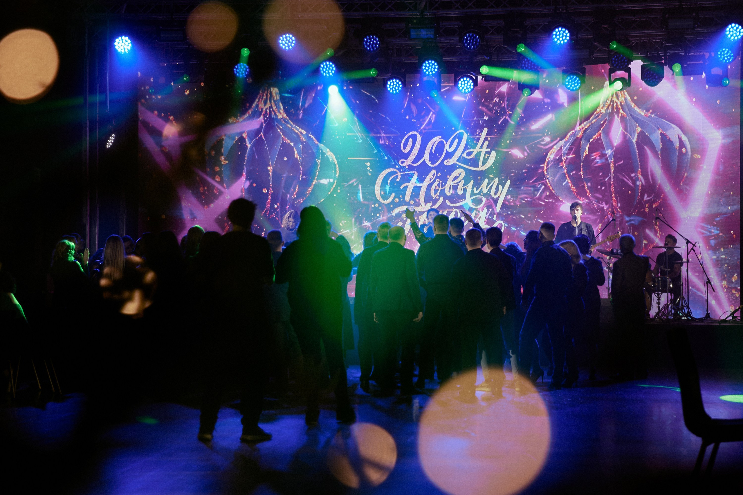 СЭ/ТНМК. Happy New Year.