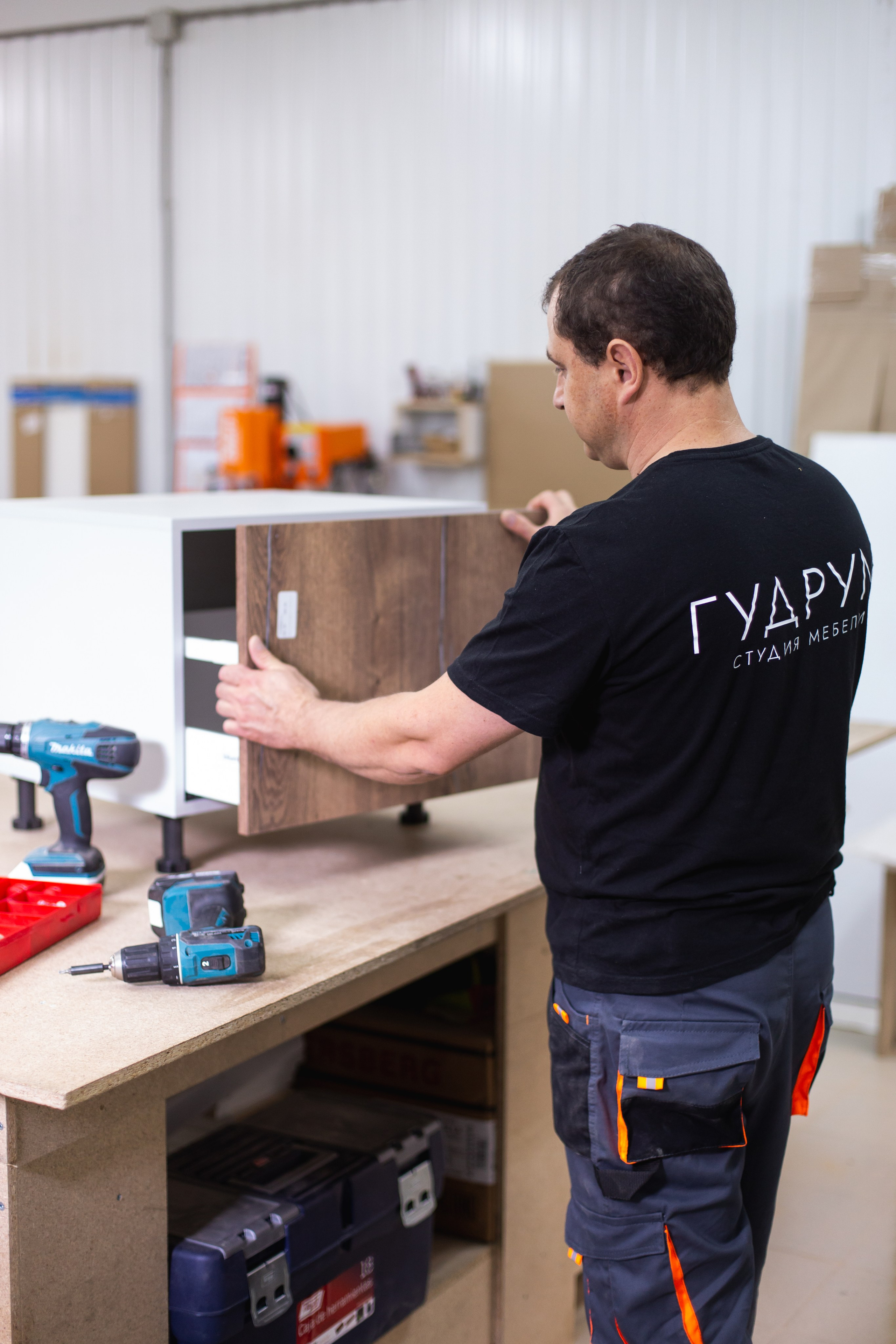 ГУДРУМ — Мебель на заказ в Томске | Кухни | Шкафы | Стулья и Столы