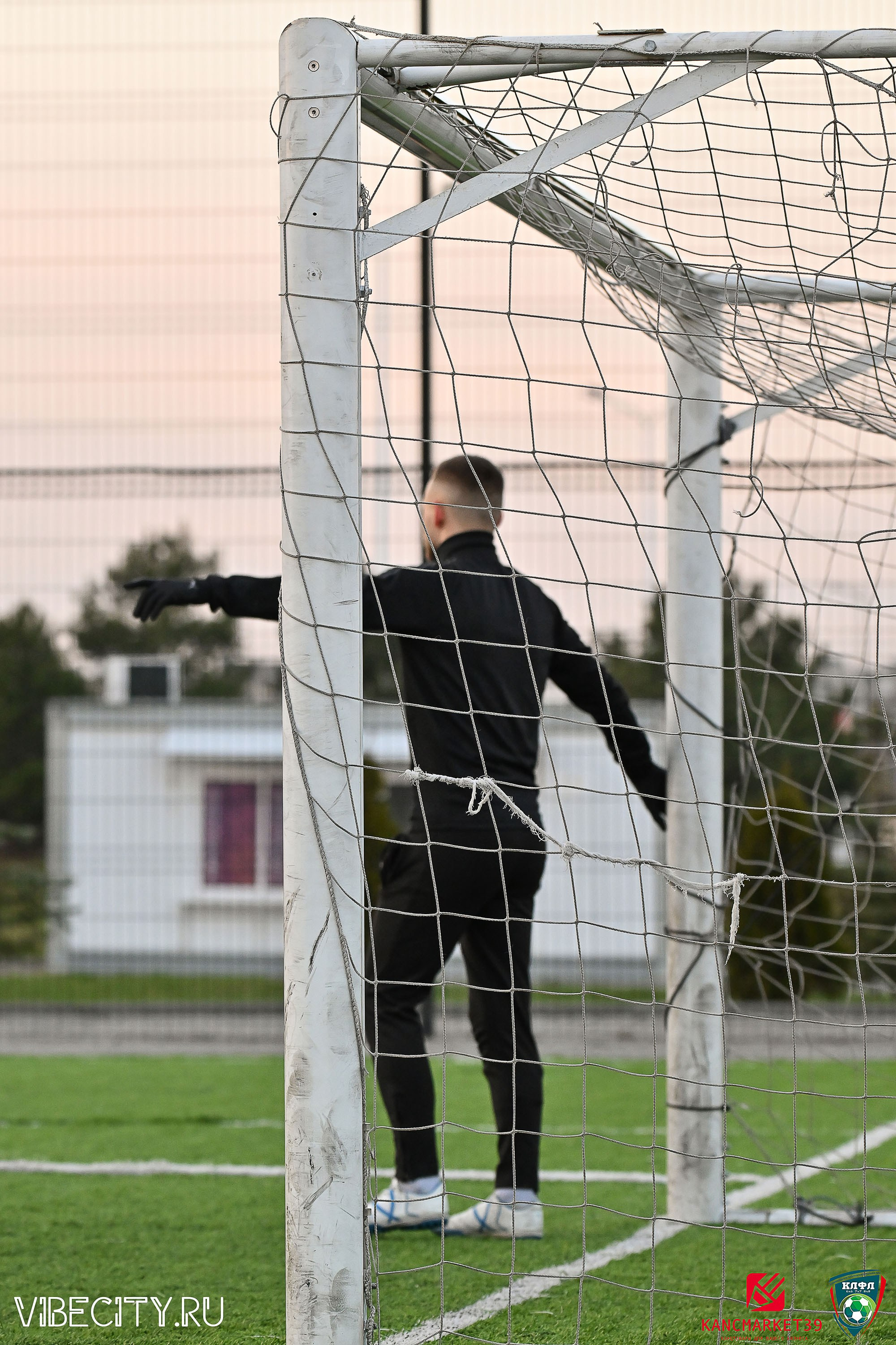 XX ЧЕМПИОНАТ КАЛИНИНГРАДСКОЙ ЛФЛ КАНЦМАРКЕТ39 сезона 2024–2025 гг. VIBECITY.RU Вайб Сити Ру Фоторепортажи Фотоотчеты Калининград