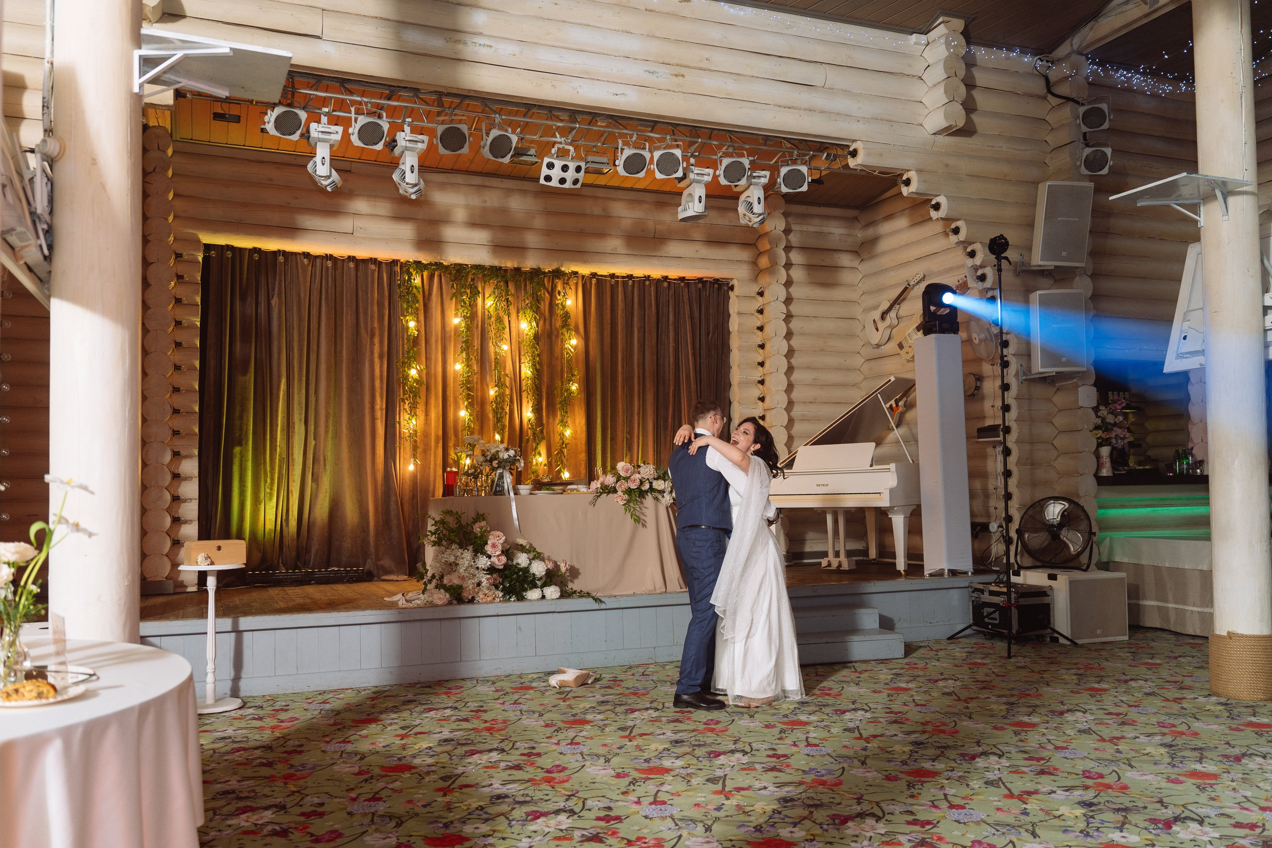 Свадьба Валентина и Дарьи в загородном клубе «Ближняя дача»