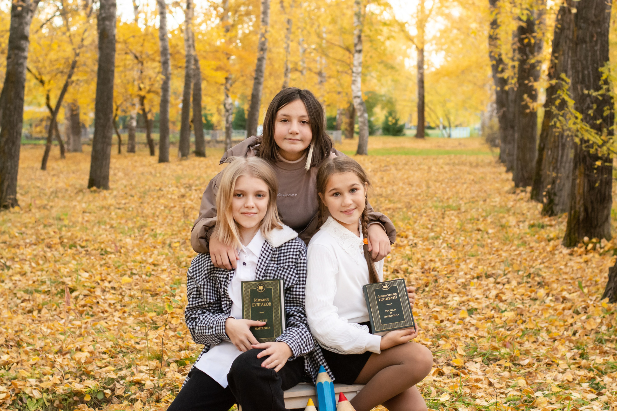 Фотосессия осенью для 4 класса. Выпускные альбомы Юрга — Фотограф Светлана Тихонова