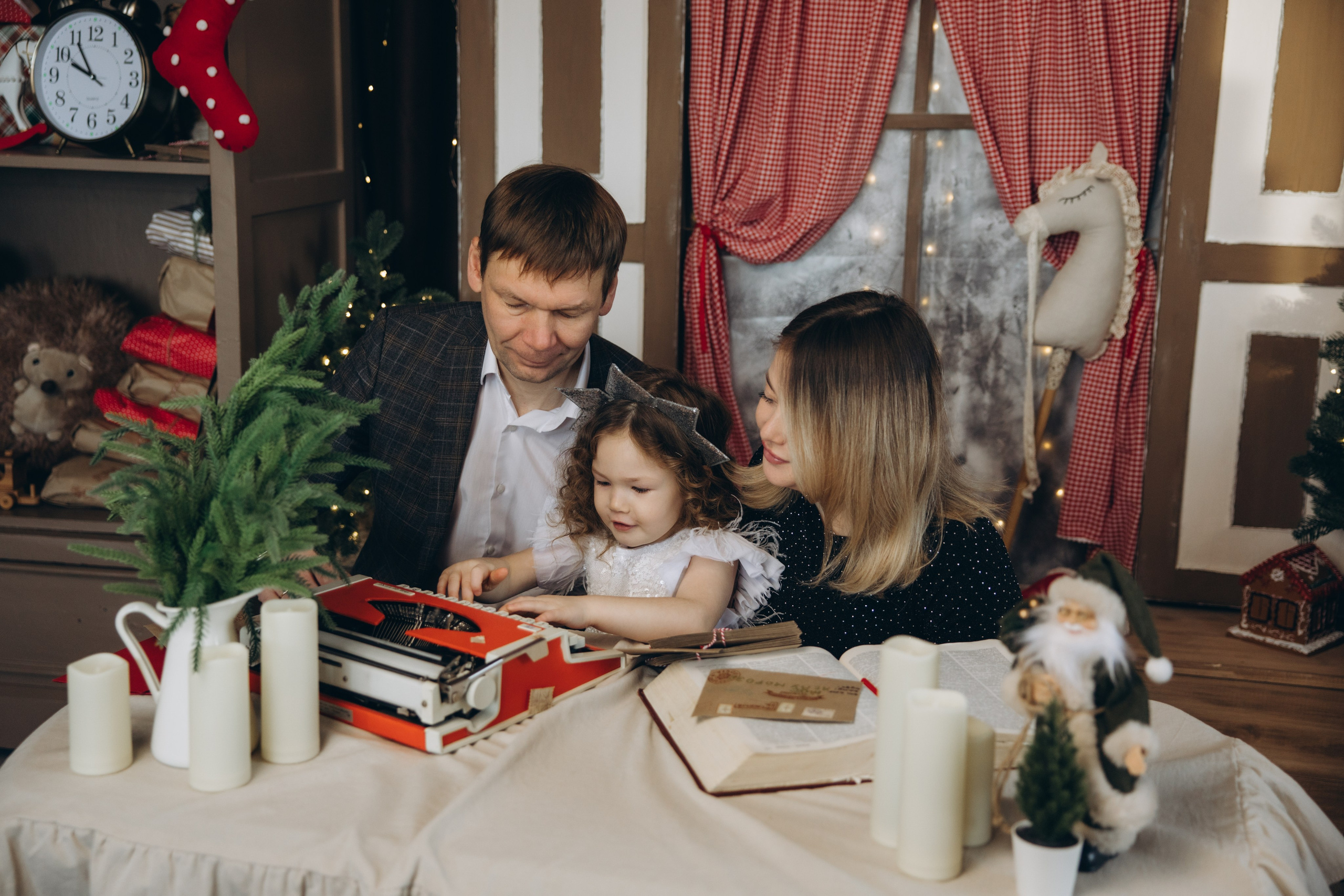 В фотостудии Луна. Свадебный, семейный фотограф в Иркутске Светлана Макаричева