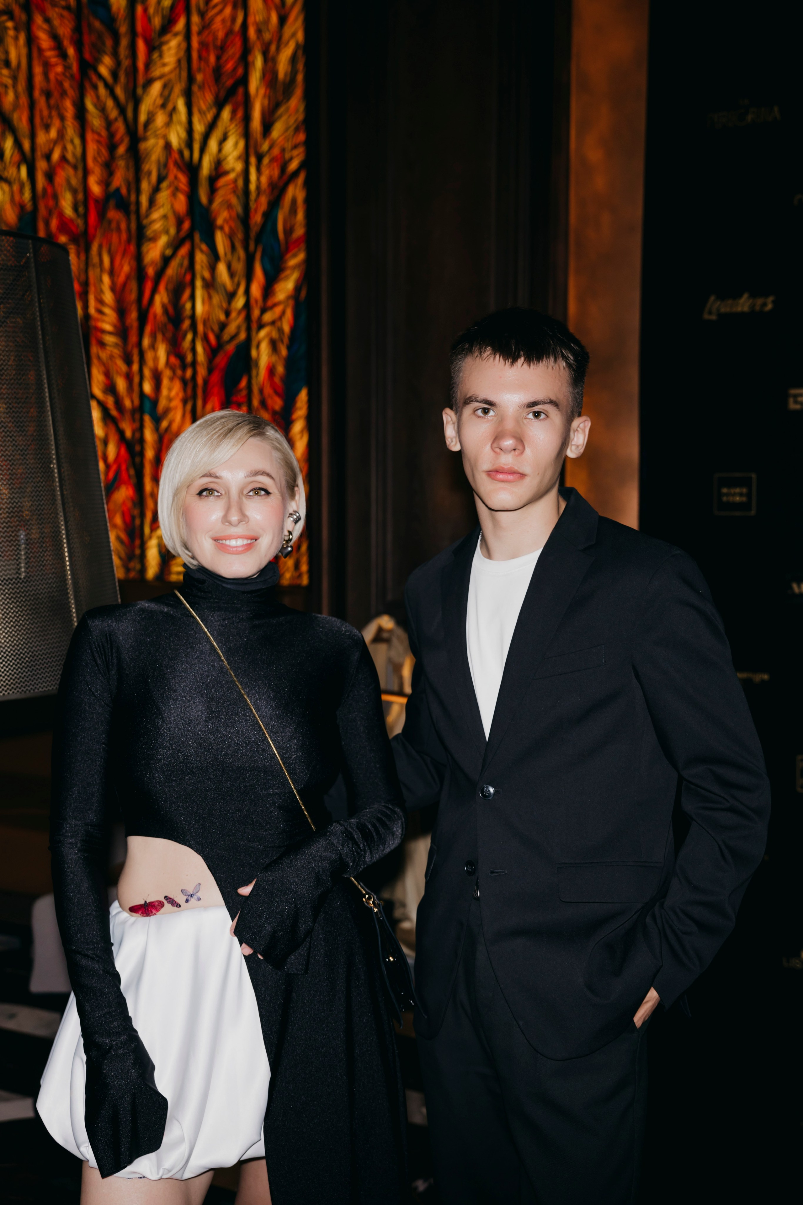 Презентация «AURUM». «Птичка на проводе»: информационный портал в Москве