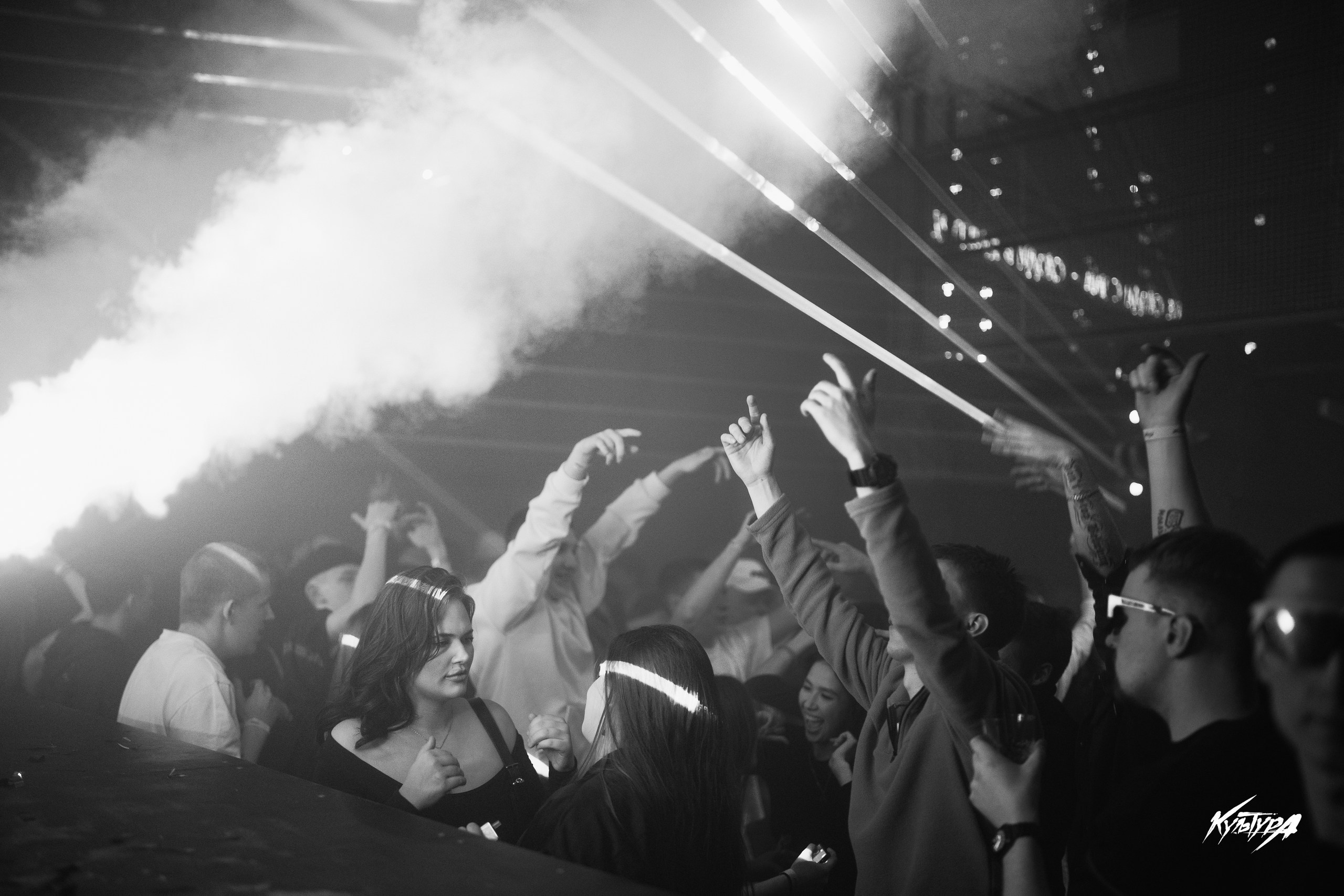 Съемка, ночнуй клуб, репортаж. Фотограф Камчатка Тимофей Тимофеенко