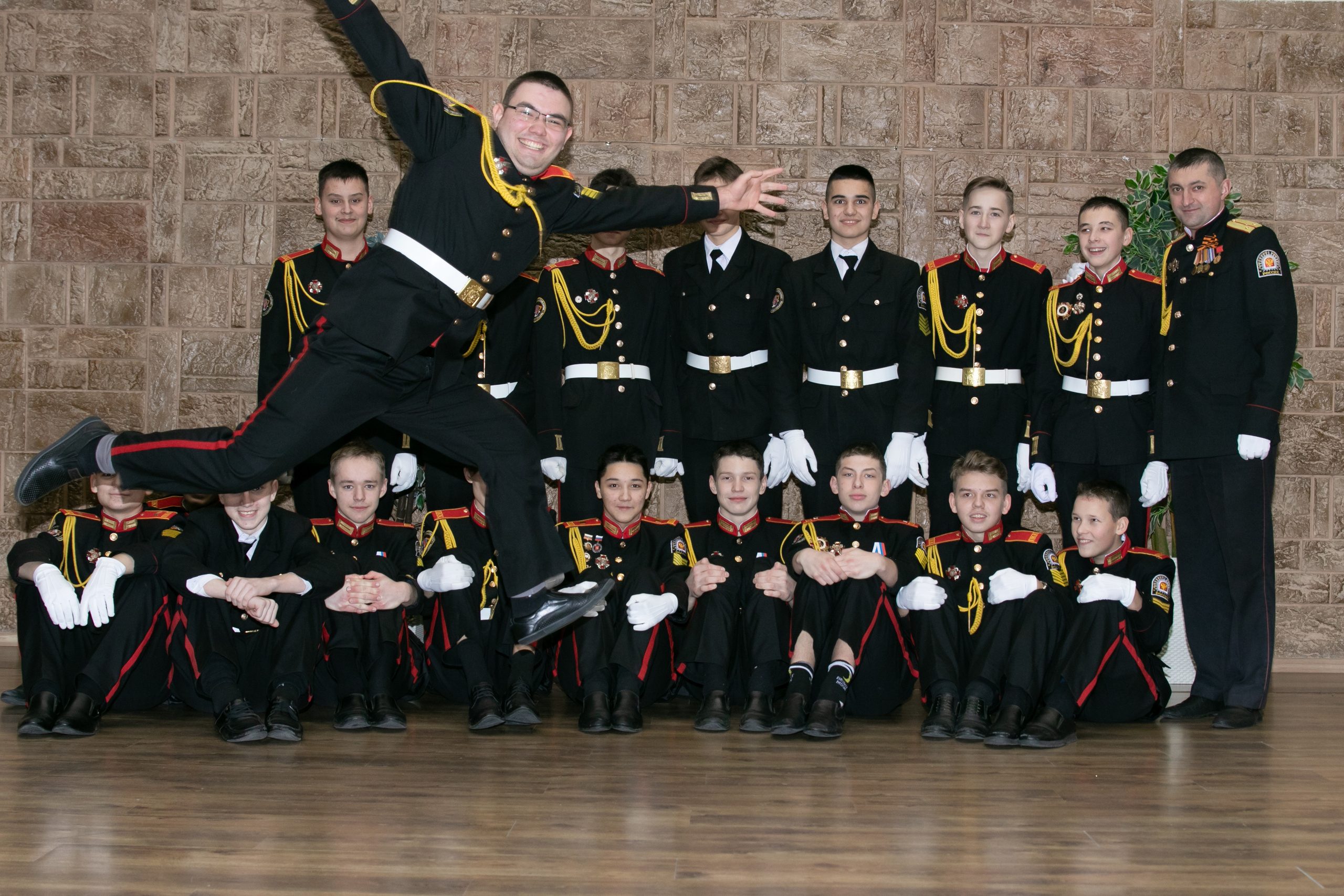 Выпускные фотокниги и альбомы для школ и детских садов. Семейный, детский фотограф. город Пермь