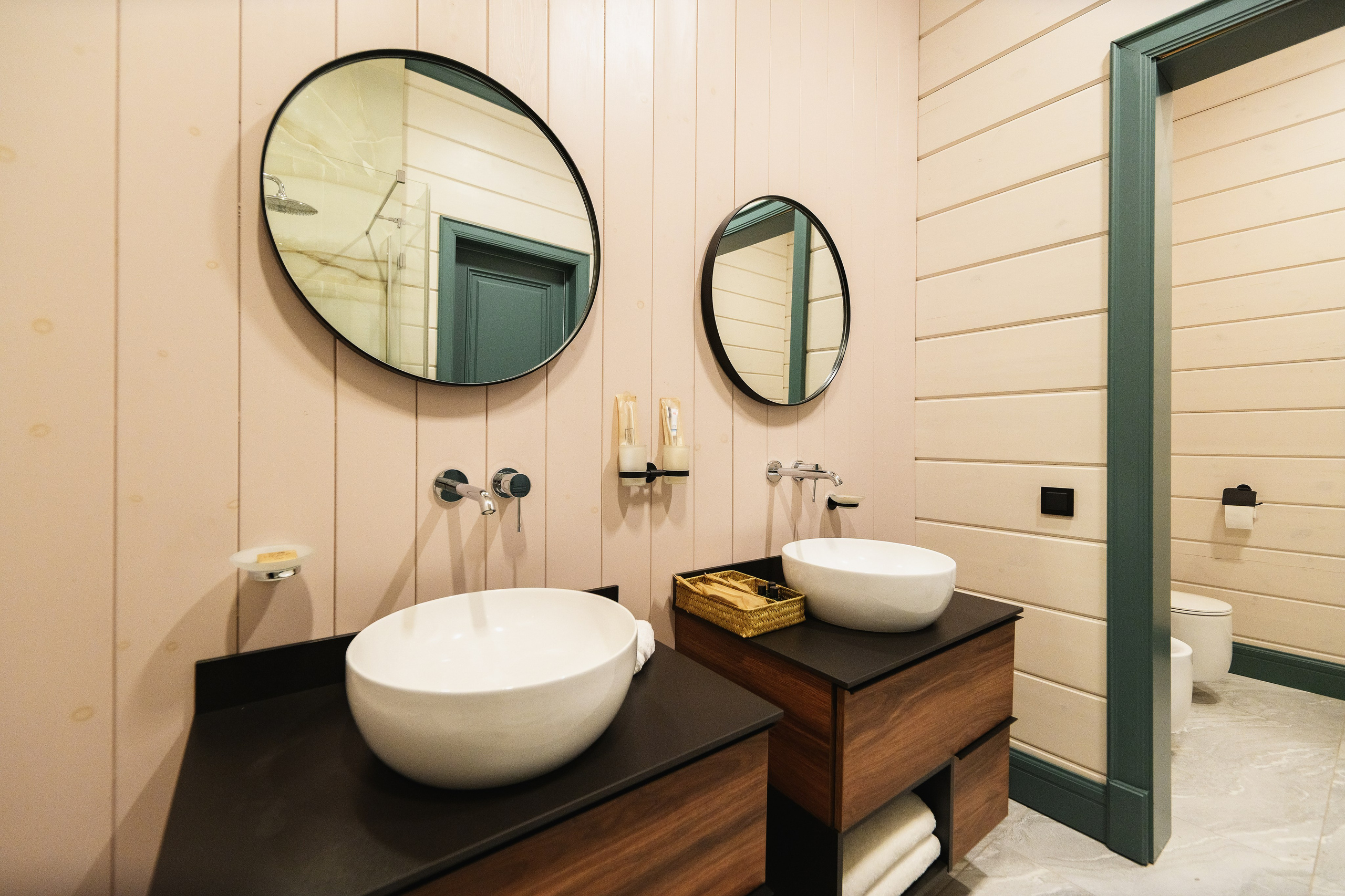 Профессиональная съемка базы отдыха. Фотограф Камчатка Тимофей Тимофеенко