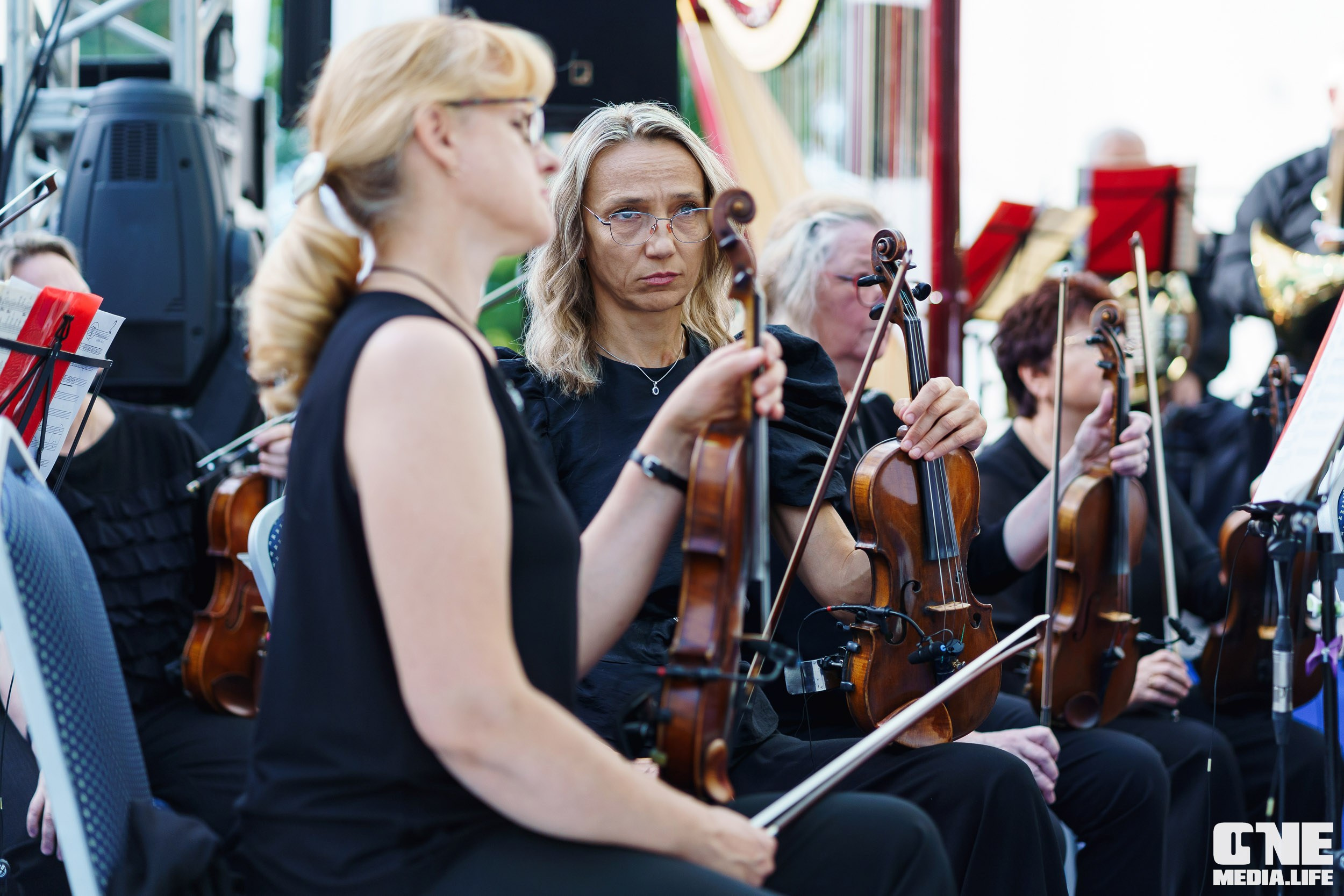 Фоторепортаж с фестиваля «Симфония ветра» в Янтарь Холле. One Media Life: фоторепортажи, фотоотчеты с мероприятий и заведений