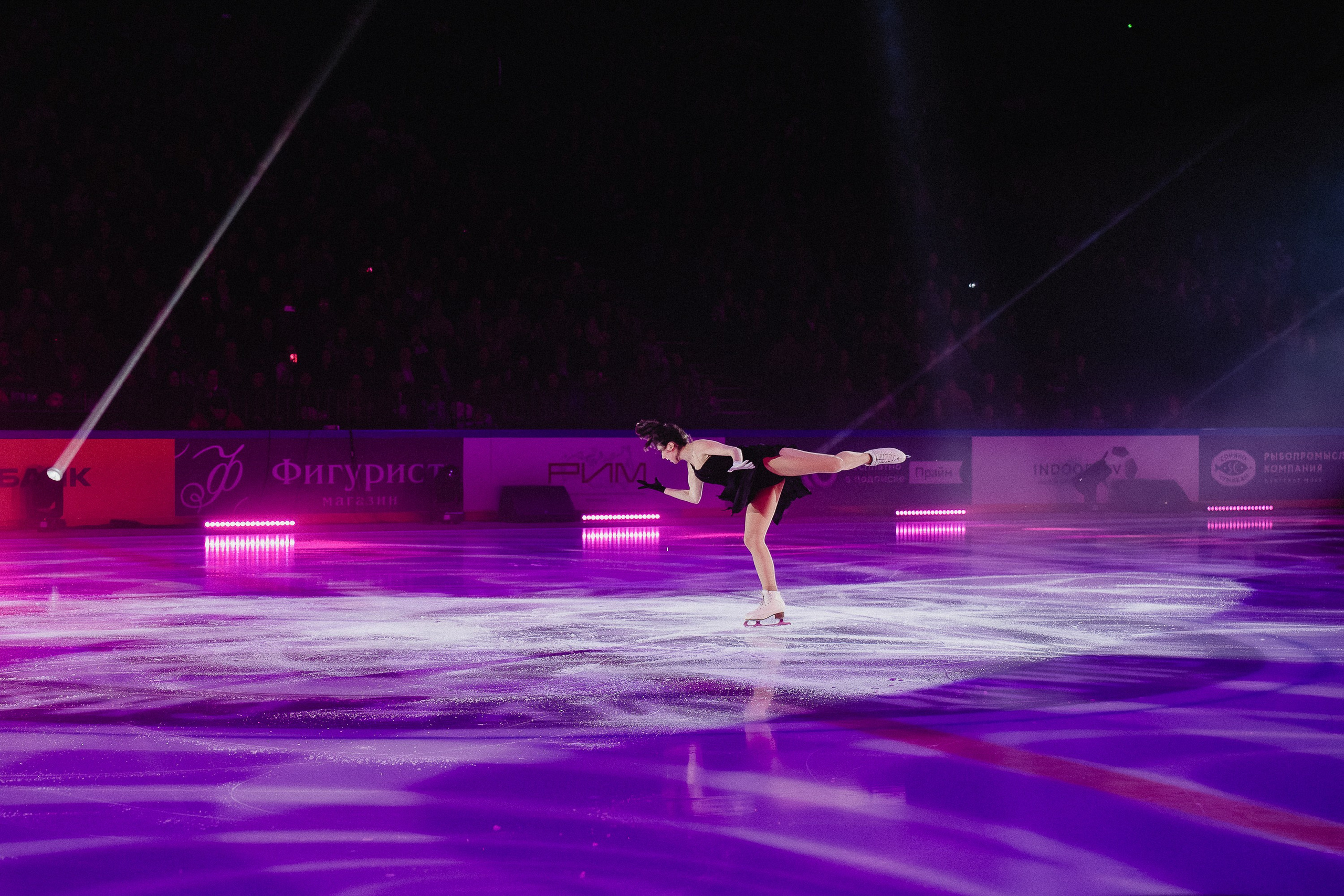 Шоу Этери Тутберидзе в Новосибирске. Воробьева Ксения — Спортивный и танцевальный фотограф Новосибирск