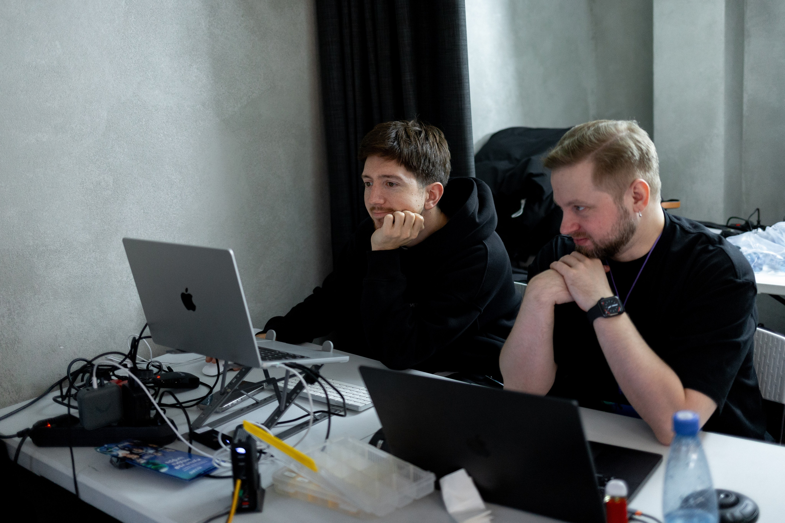 Бэкстейдж работы продакшена. Павел Шарапов | Фотограф | Москва