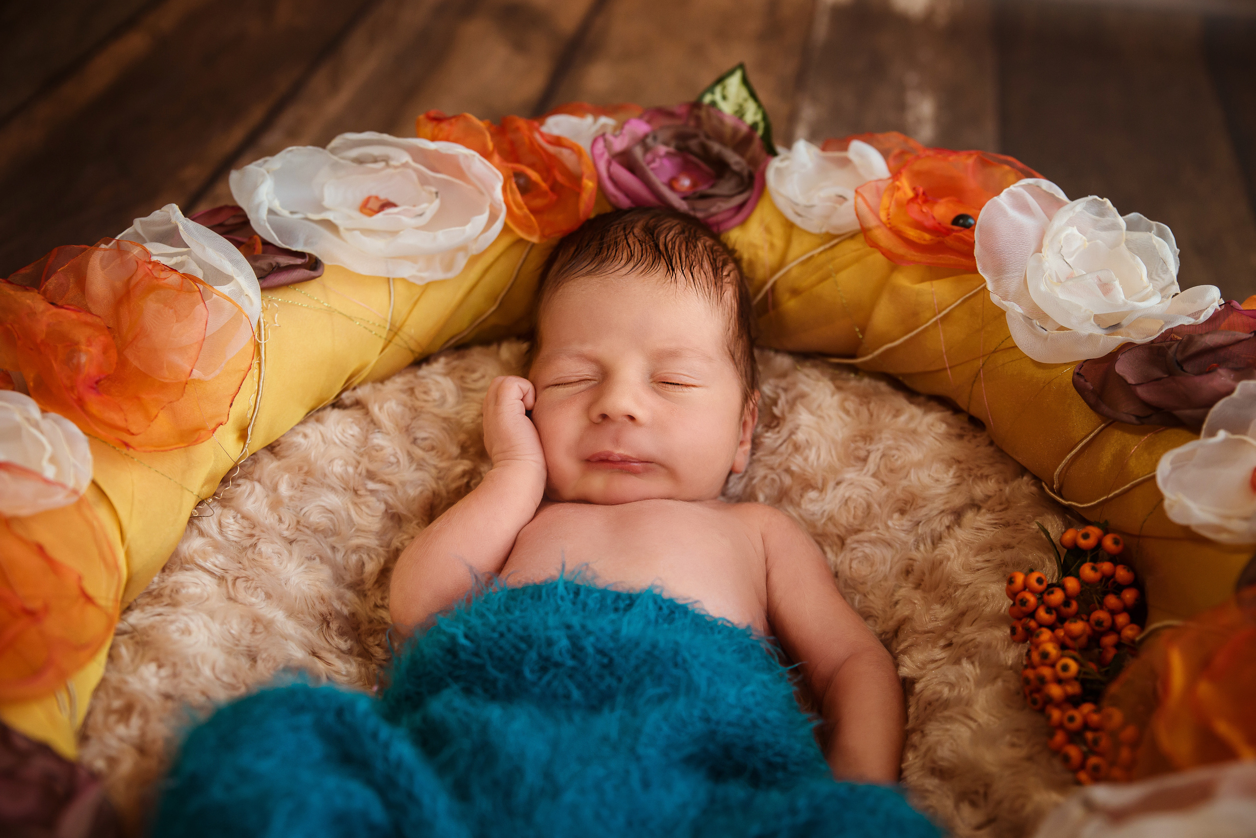 Newborn photoshooting. Professional family and children’s photographer in Izmir Irina Eron
